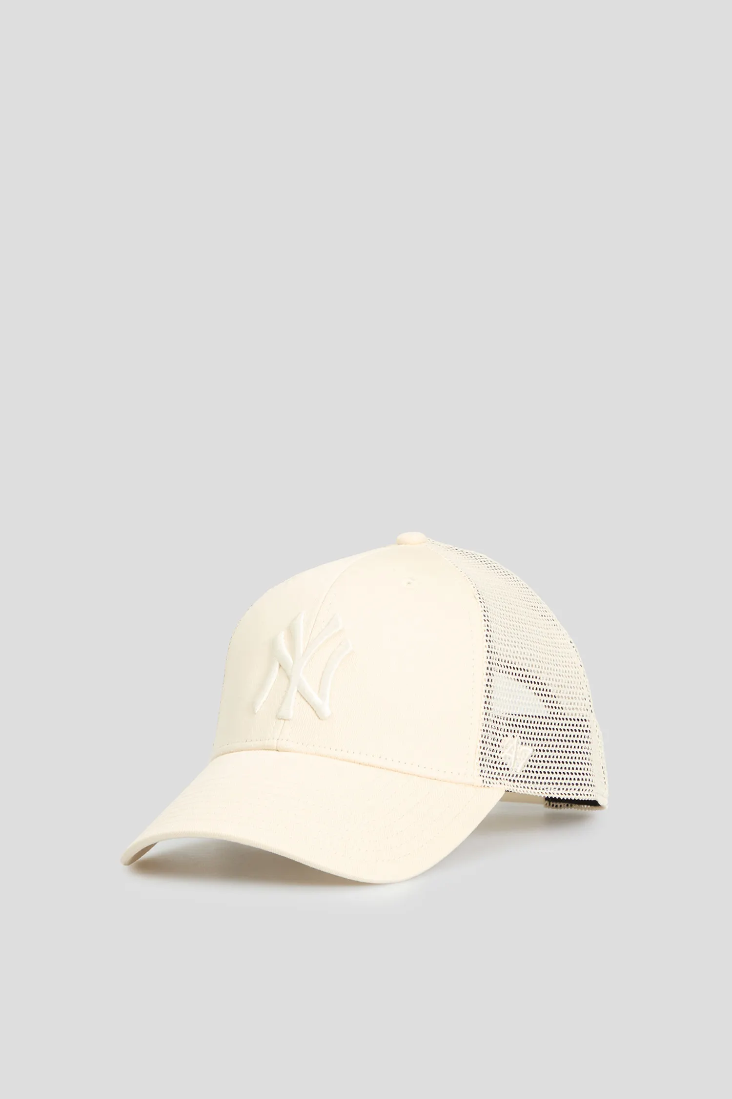 Біла кепка 2