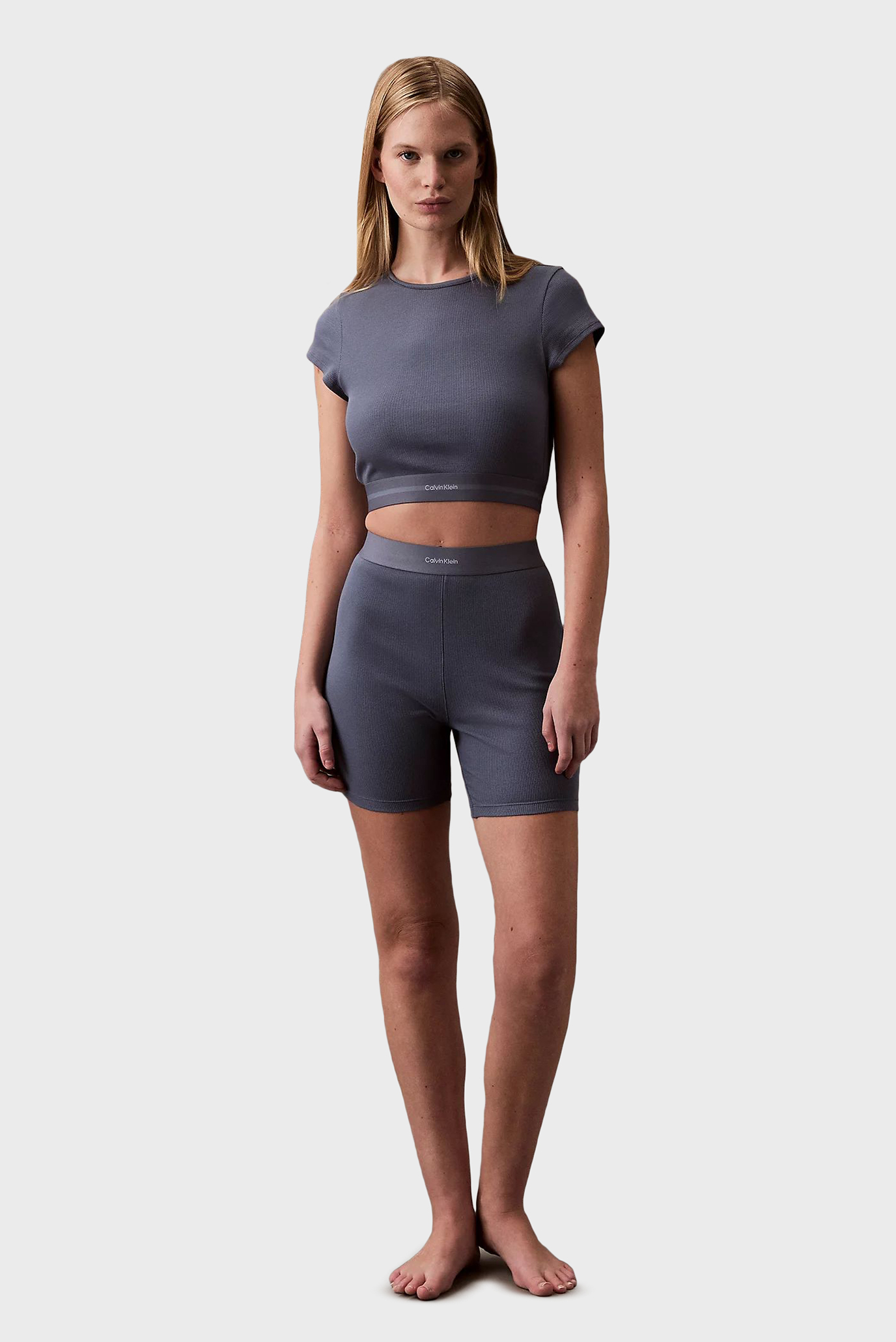 Женские темно-серые велосипедки BIKE SHORT Синий M Calvin Klein 000QS7216E Женские темно-серые велосипедки BIKE SHORT Синий M Calvin Klein 000QS7216E
