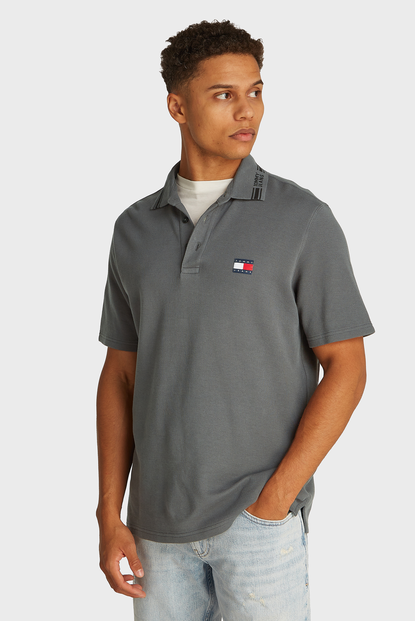 Мужское серое поло REG BRANDED NECK Серый S Tommy Jeans DM0DM20917 Мужское серое поло REG BRANDED NECK Серый S Tommy Jeans DM0DM20917