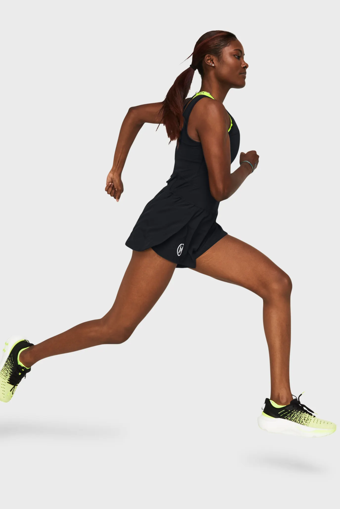 服 Женский черный комбинезон UA Run Anywhere Runsie Under