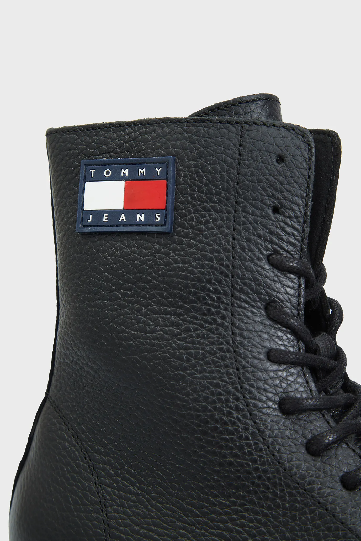 Чоловічі чорні шкіряні черевики TJM LACE UP MID BOOT TUMBLED 2