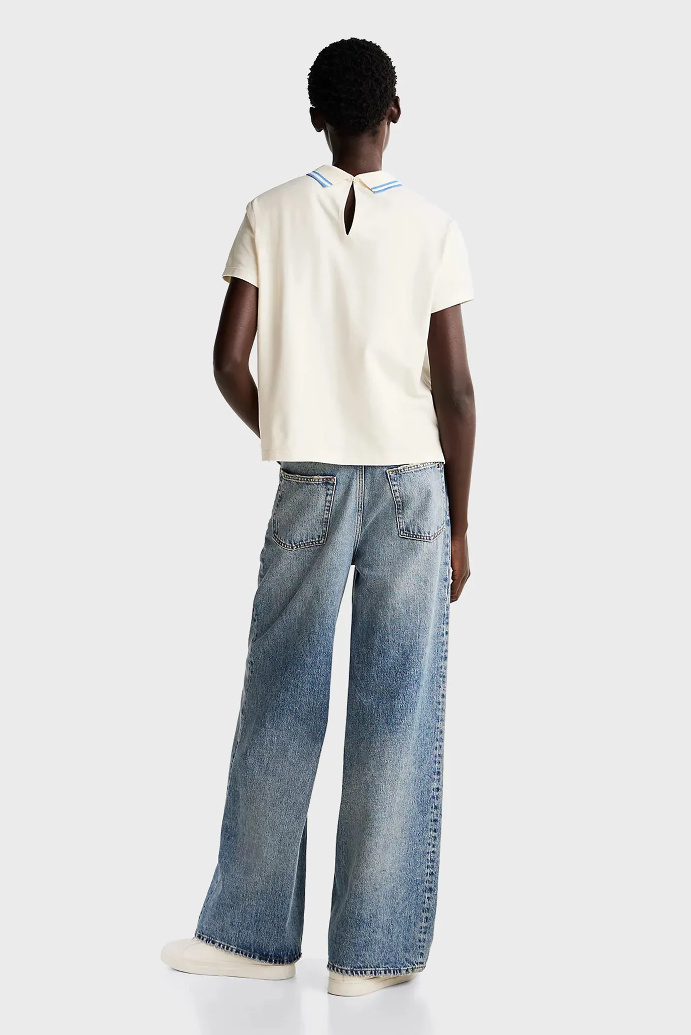 Женское белое поло REG VARSITY C-NK POLO SS 3