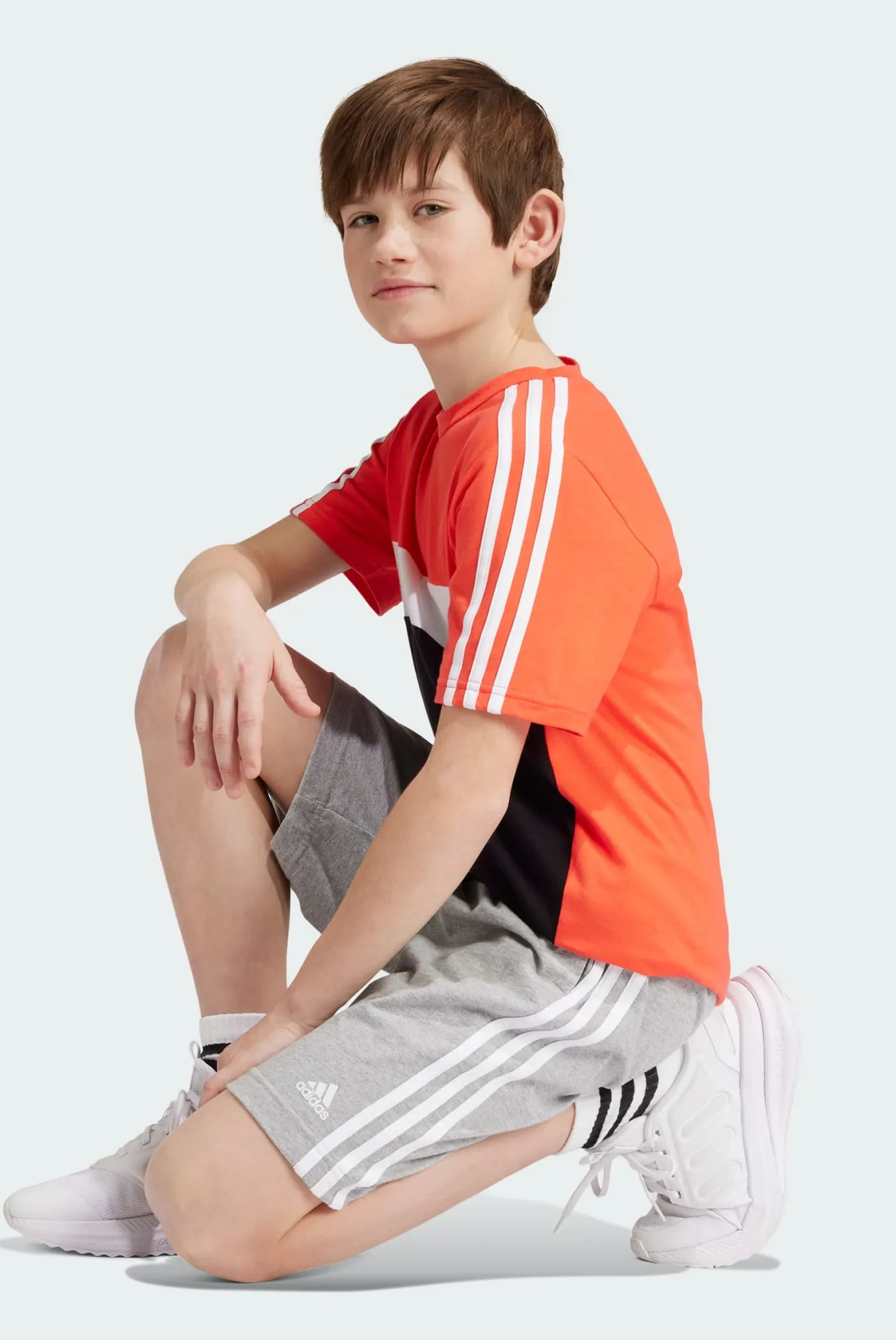 Дитячі сірі шорти Essentials 3-Stripes Knit 3