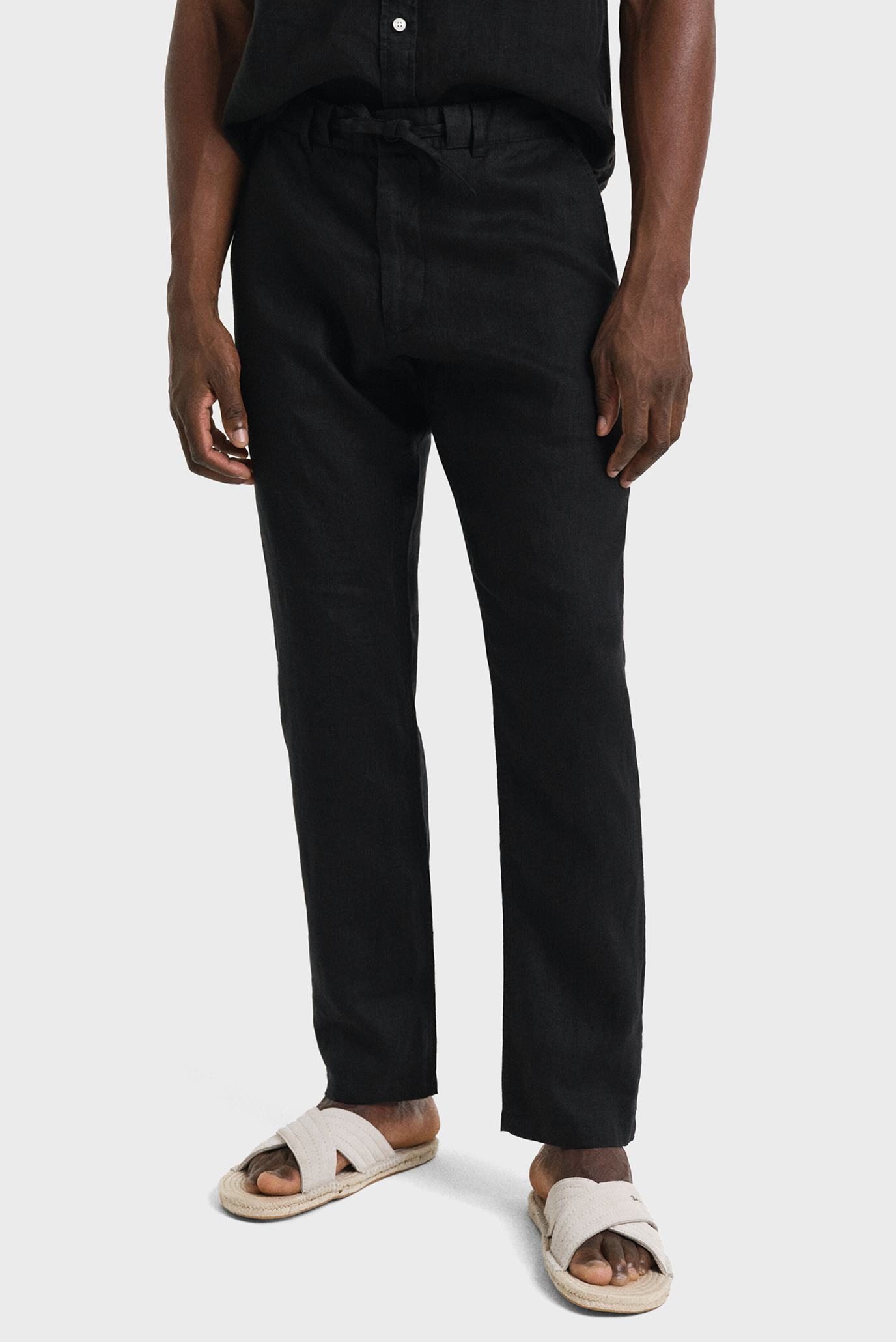 Мужские черные льняные брюки RELAXED LINEN DS PANTS Черный M Gant 1505272 Мужские черные льняные брюки RELAXED LINEN DS PANTS Черный M Gant 1505272