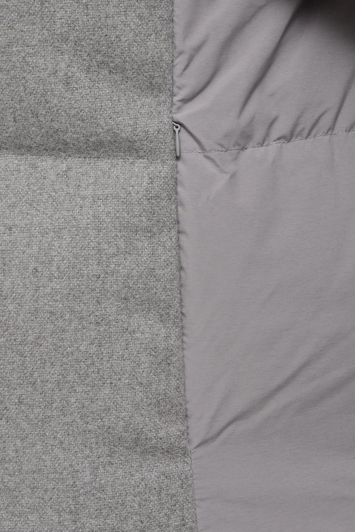 Женский серый пуховик 6