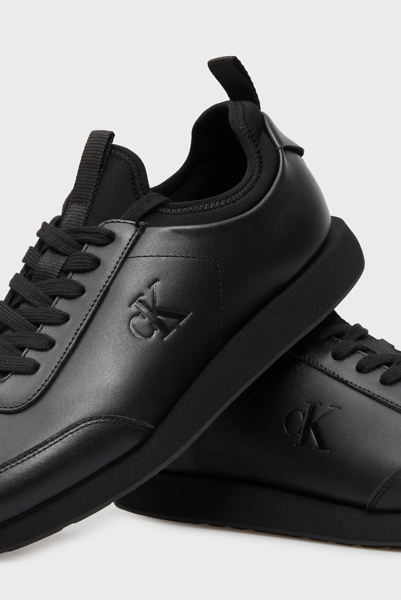 Мужские черные кожаные кроссовки RETRO 2