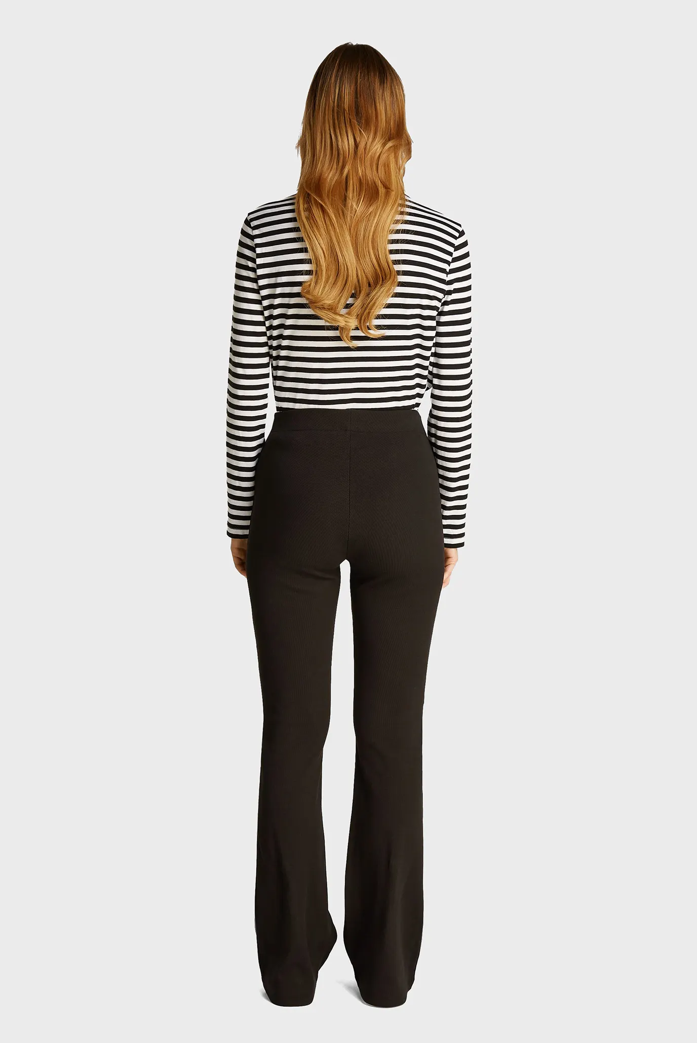 Женские черные спортивные брюки WOVEN LABEL WIDE LEG RIB PANTS 2