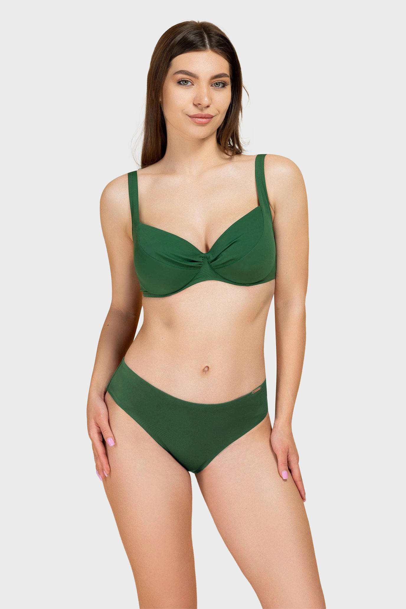 Женский зеленый купальник 1