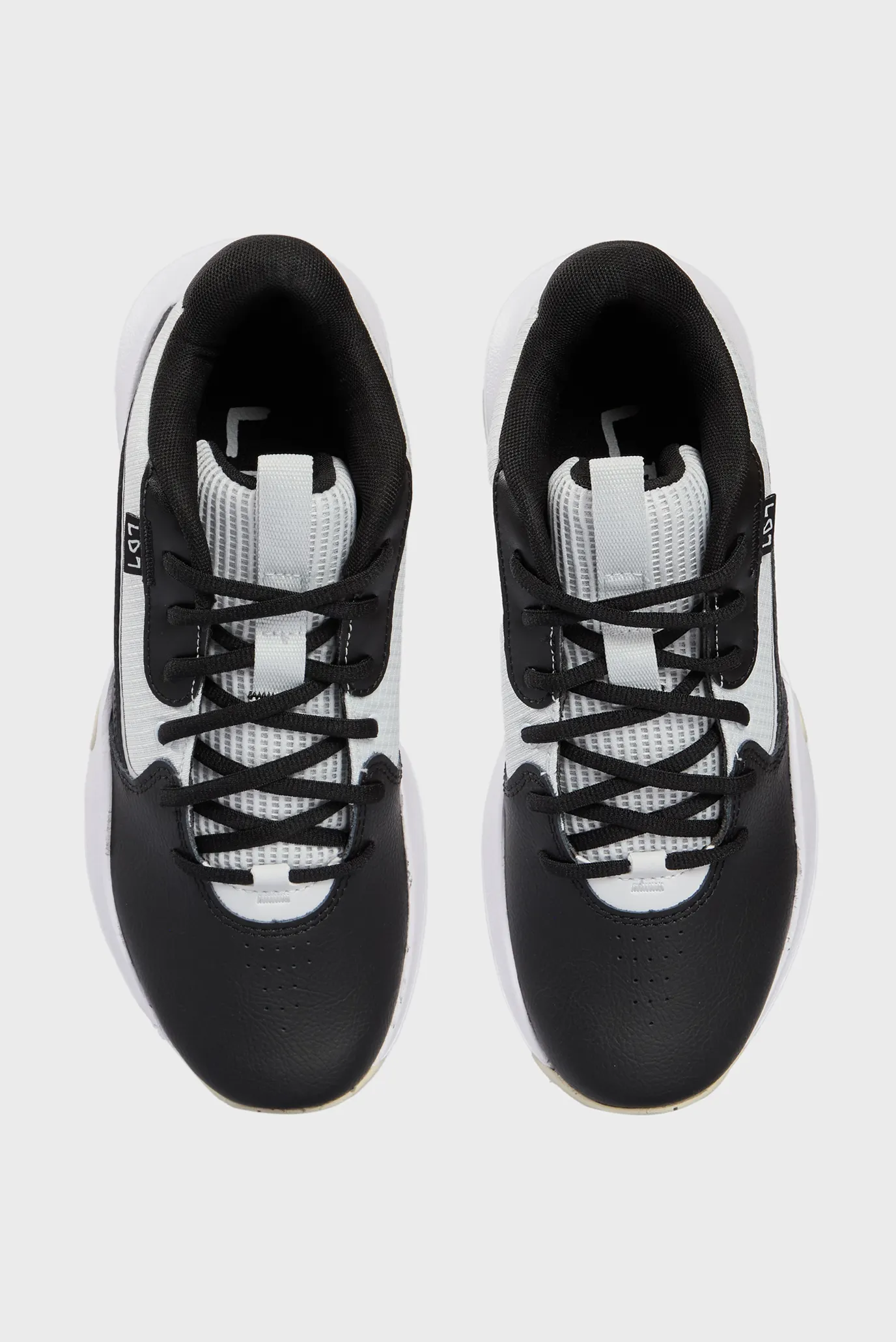 Чорні кросівки UA Lockdown 7 4