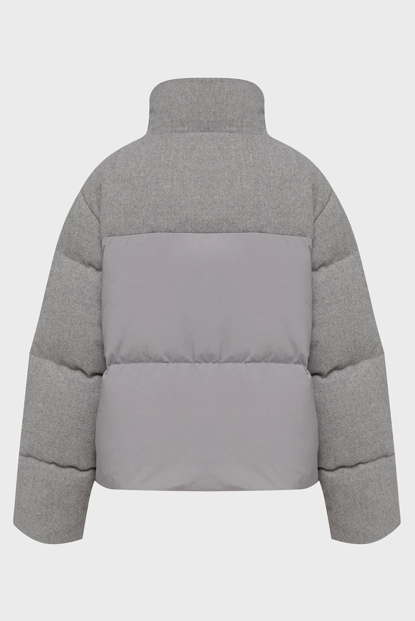 Женский серый пуховик 8