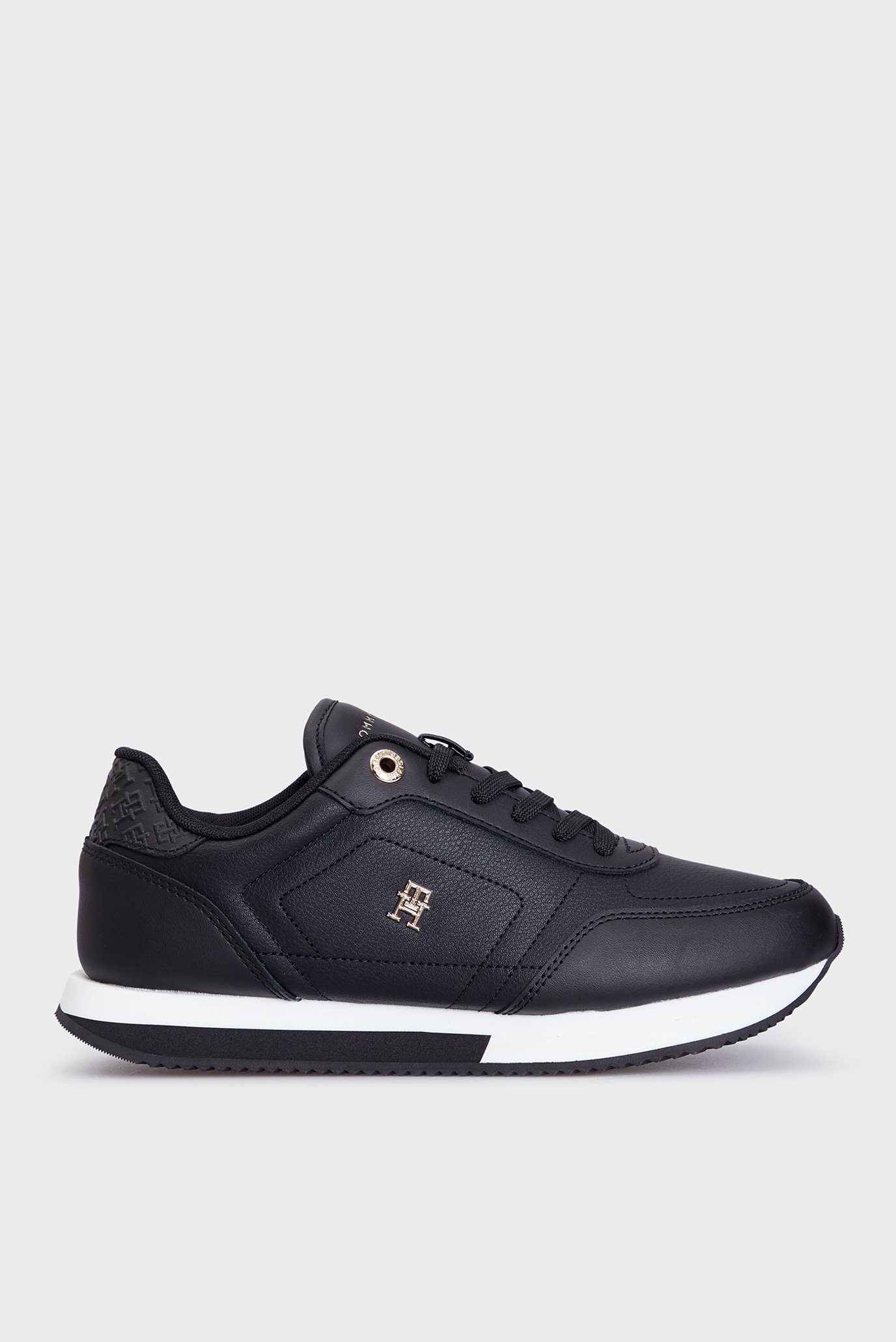 Женские черные кожаные кроссовки ELEVATED ESSENT RUNNER MONOGRAM 1