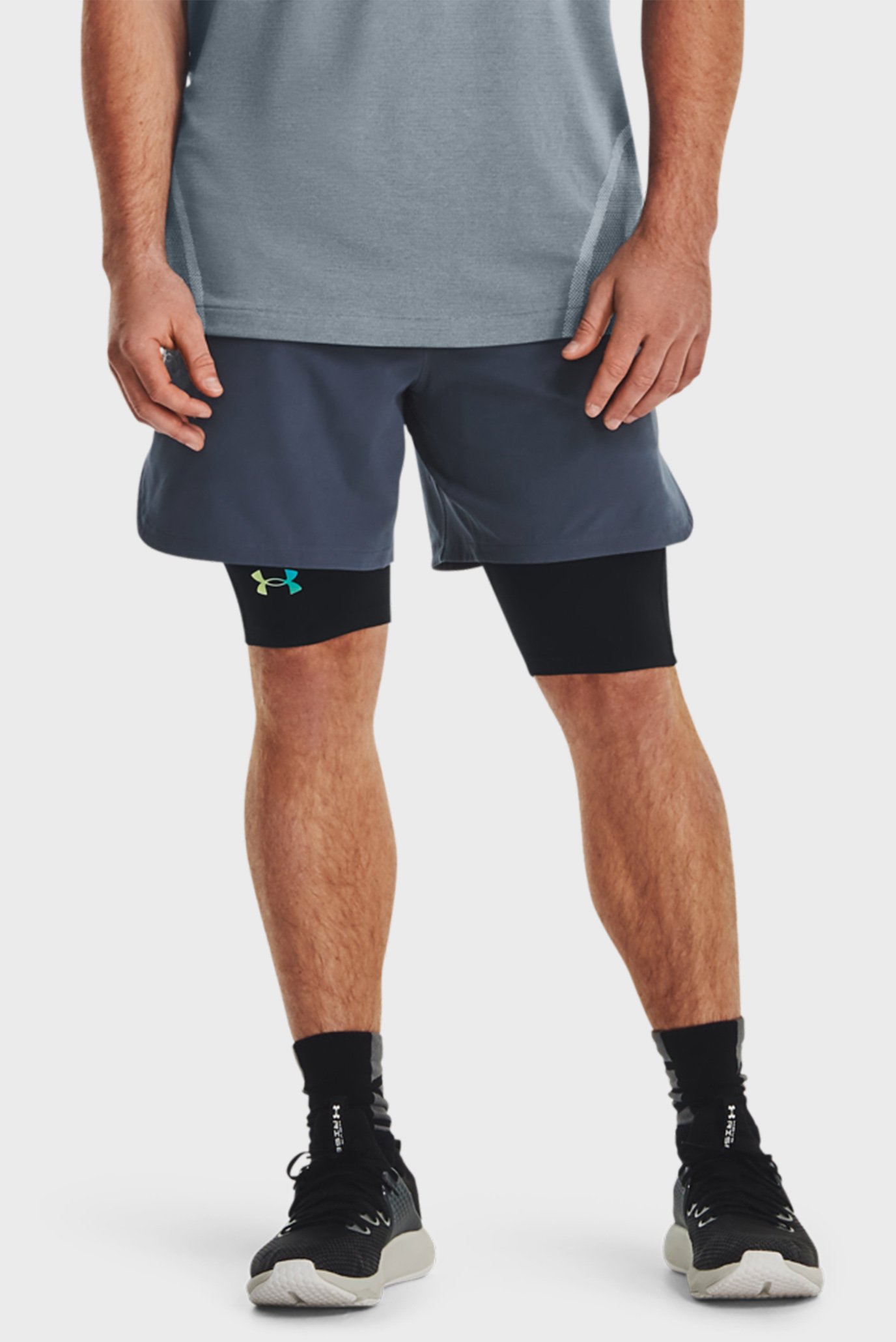 Чоловічі сірі шорти UA Peak Woven Shorts 1