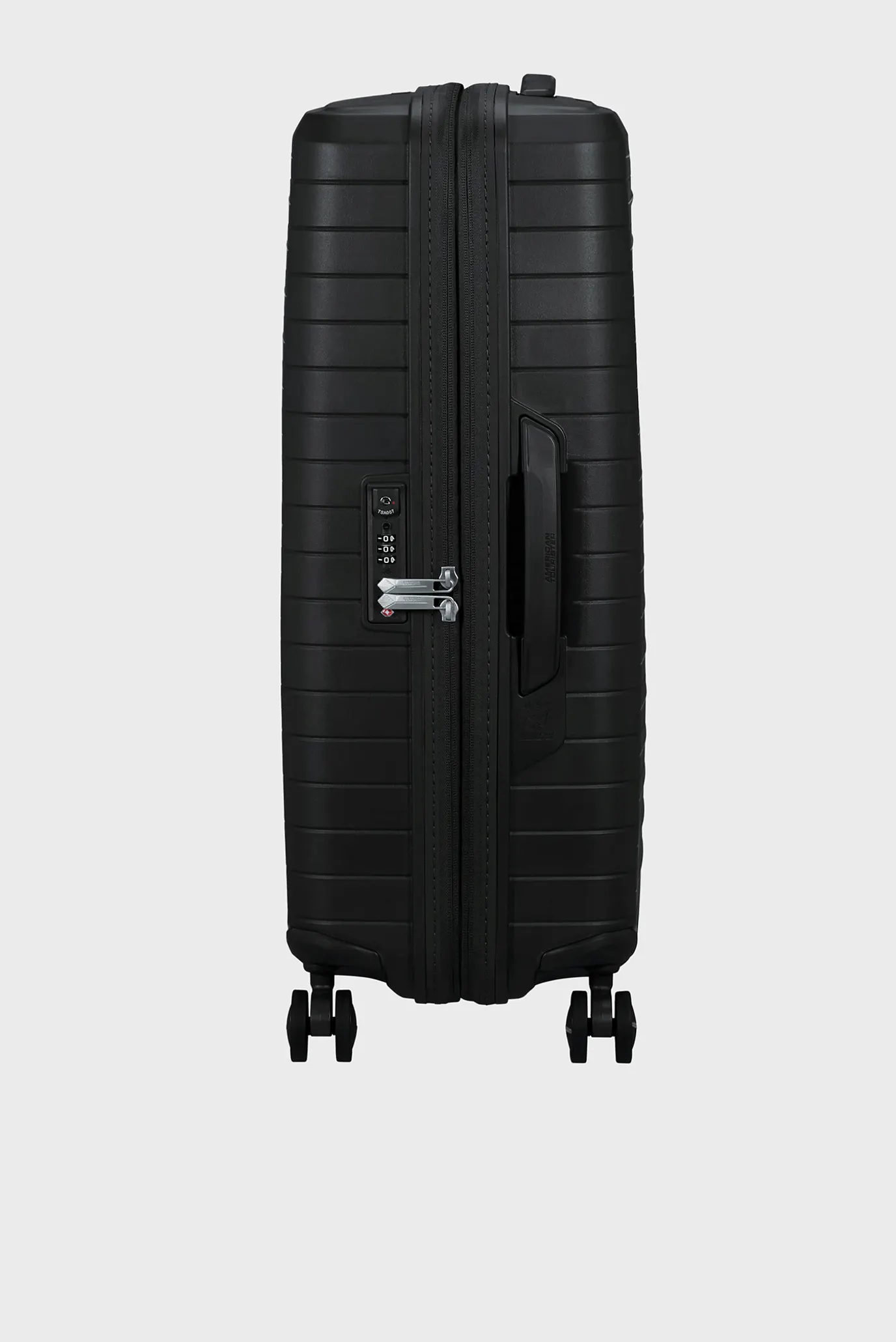 Чорна валіза 68 см FASTFORWARD 3