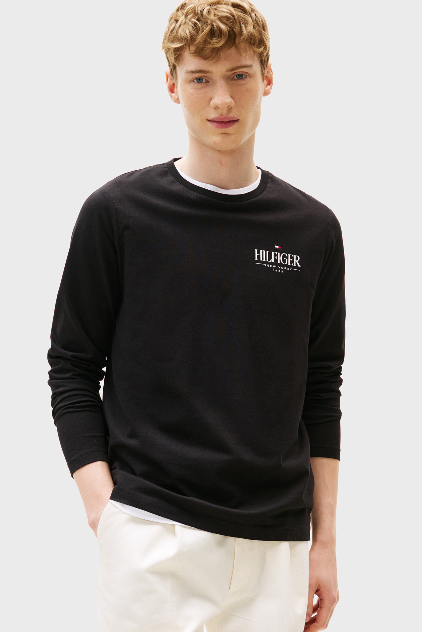 Мужской черный лонгслив HILFIGER STACK Черный XXL Tommy Hilfiger MW0MW41293 Мужской черный лонгслив HILFIGER STACK Черный XXL Tommy Hilfiger MW0MW41293