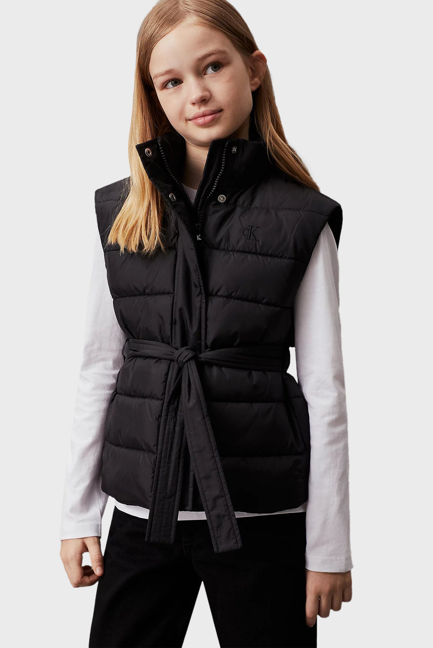 Детский черный жилет BELTED PUFFER VEST 1