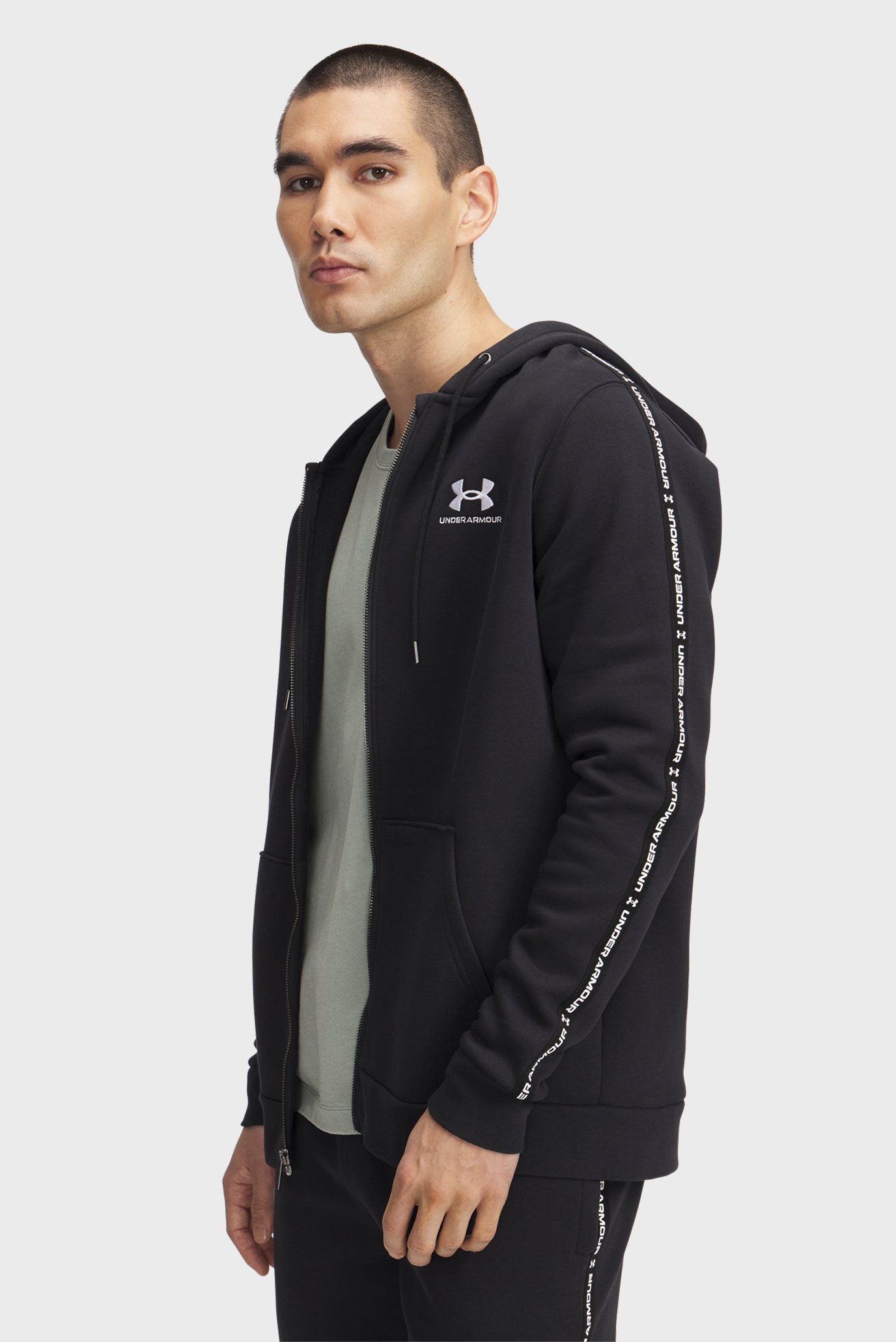 Мужское черное худи UA Icon Fleece FZ Taping Черный XL Under Armour 1390298-001 Мужское черное худи UA Icon Fleece FZ Taping Черный XL Under Armour 1390298-001