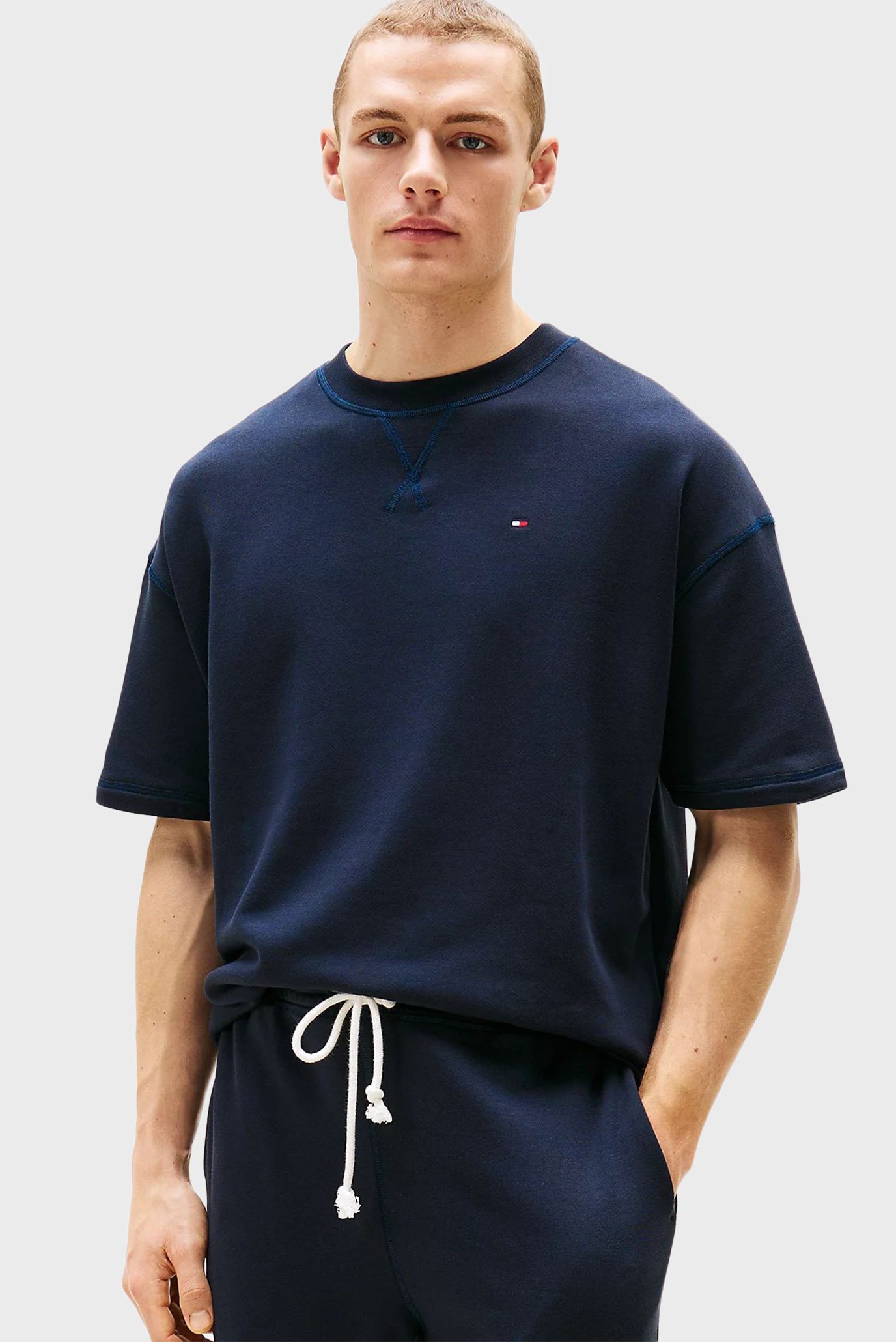 Мужская темно-синяя футболка SS TRACK TOP Синий XXL Tommy Hilfiger UM0UM03509 Мужская темно-синяя футболка SS TRACK TOP Синий XXL Tommy Hilfiger UM0UM03509
