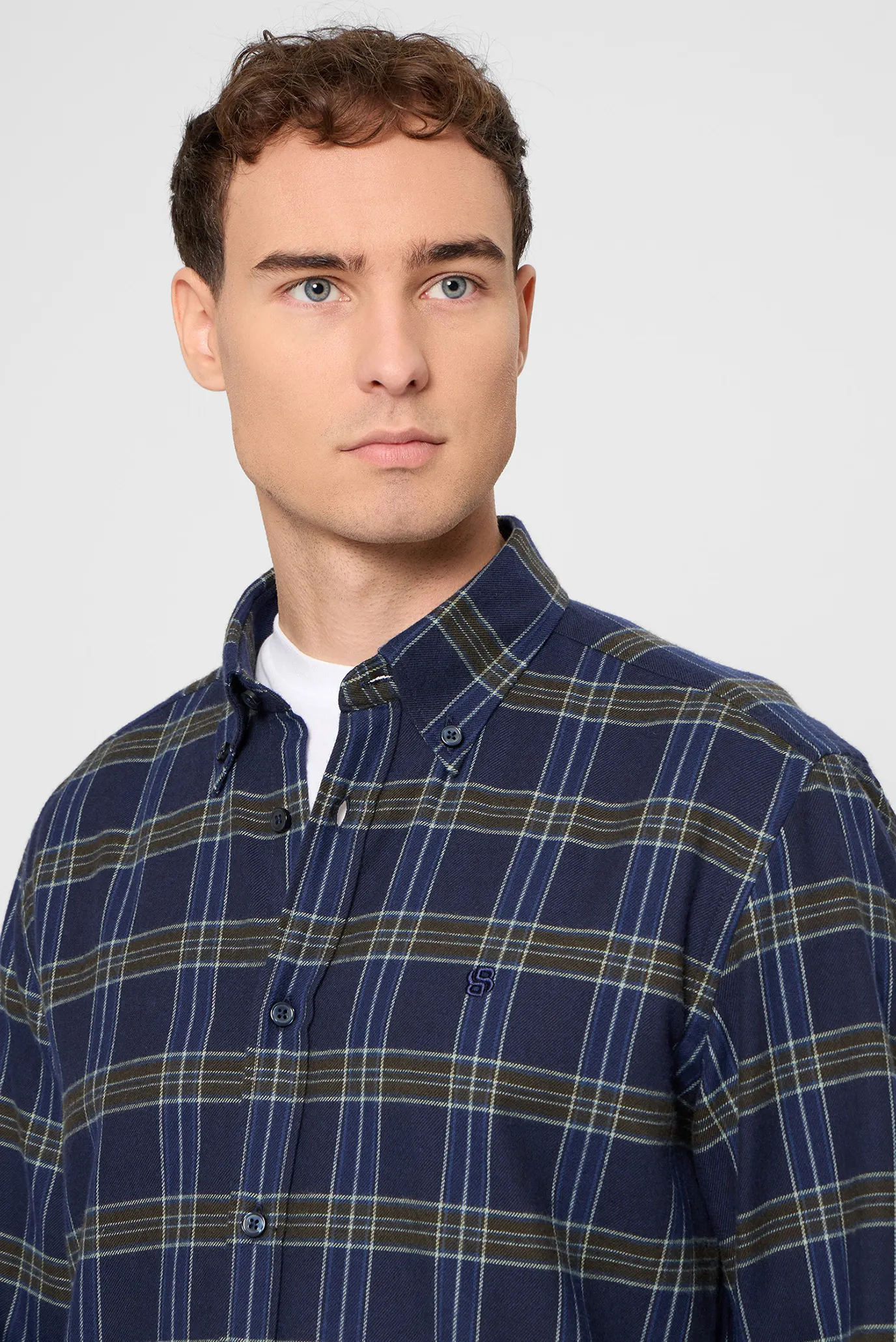 Мужская темно-синяя рубашка в клетку 4