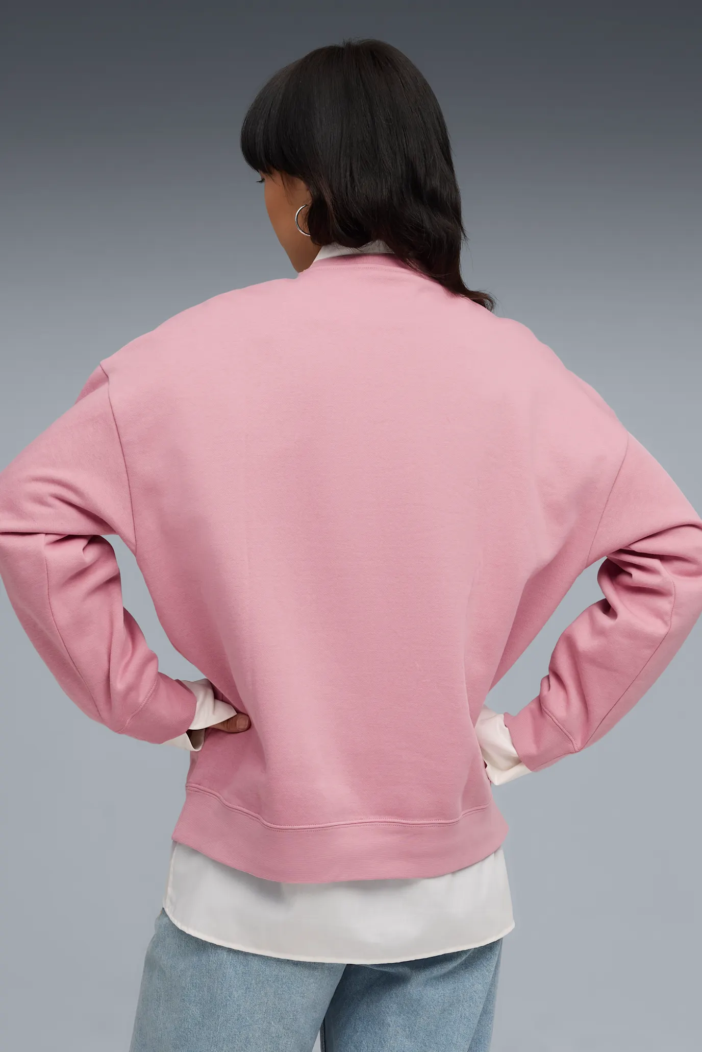 Женский розовый свитшот Essentials Oversized Crew Women 3