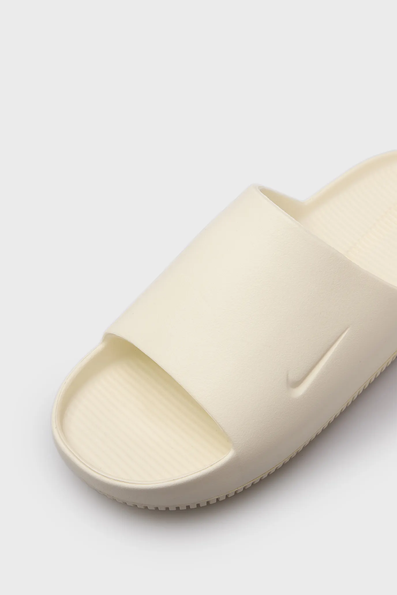 Мужские белые слайдеры NIKE CALM SLIDE 2