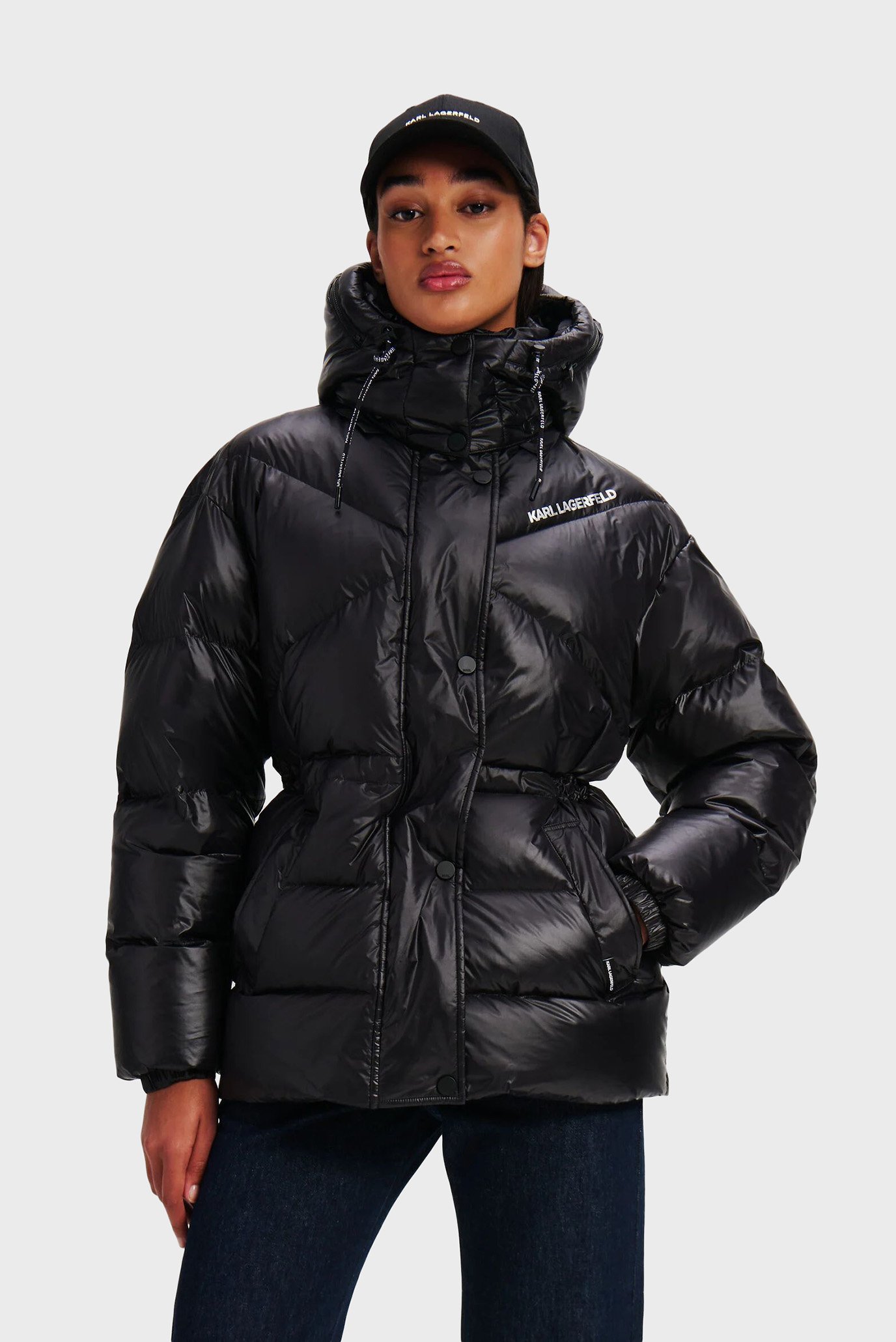 Жіноча чорна куртка PUFFER JACKET 1