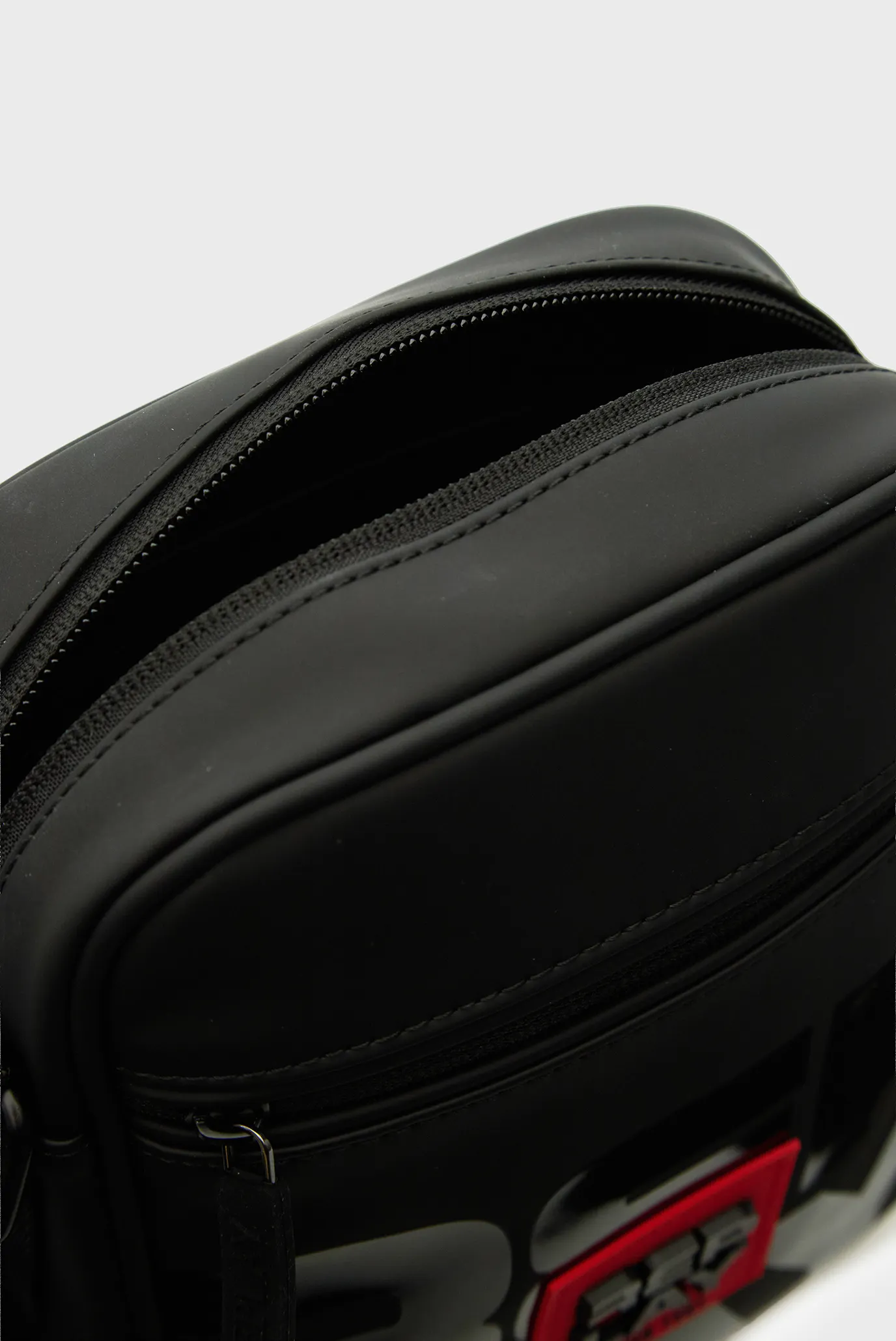 Чоловіча чорна сумка 2