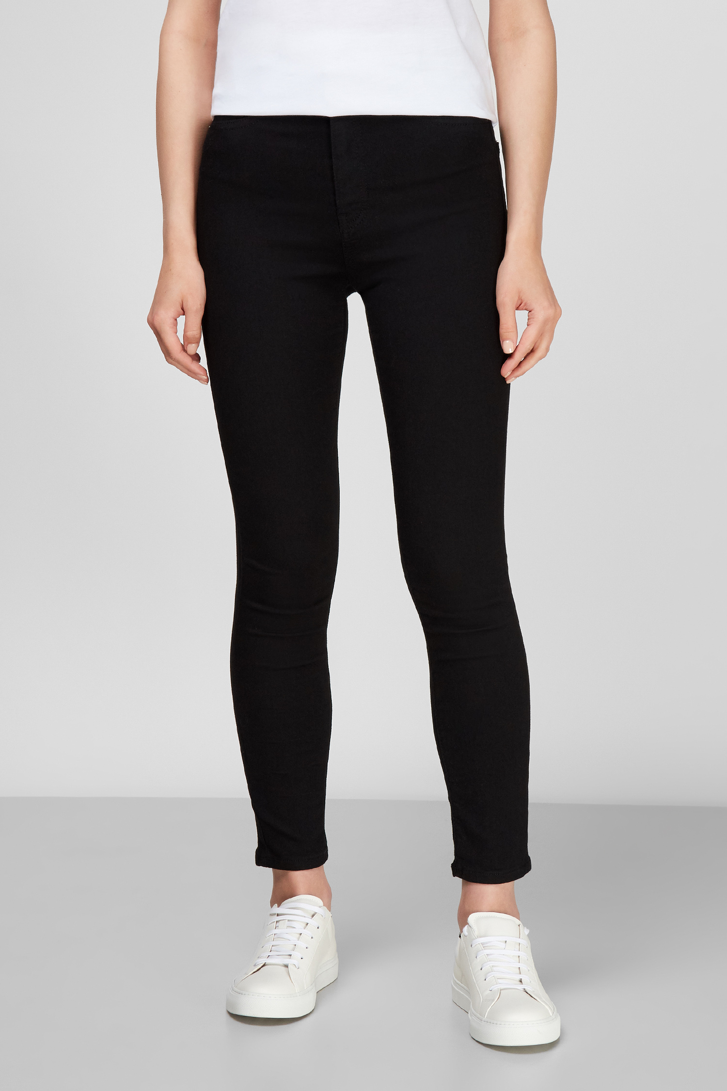 Жіночі чорні джинси 1