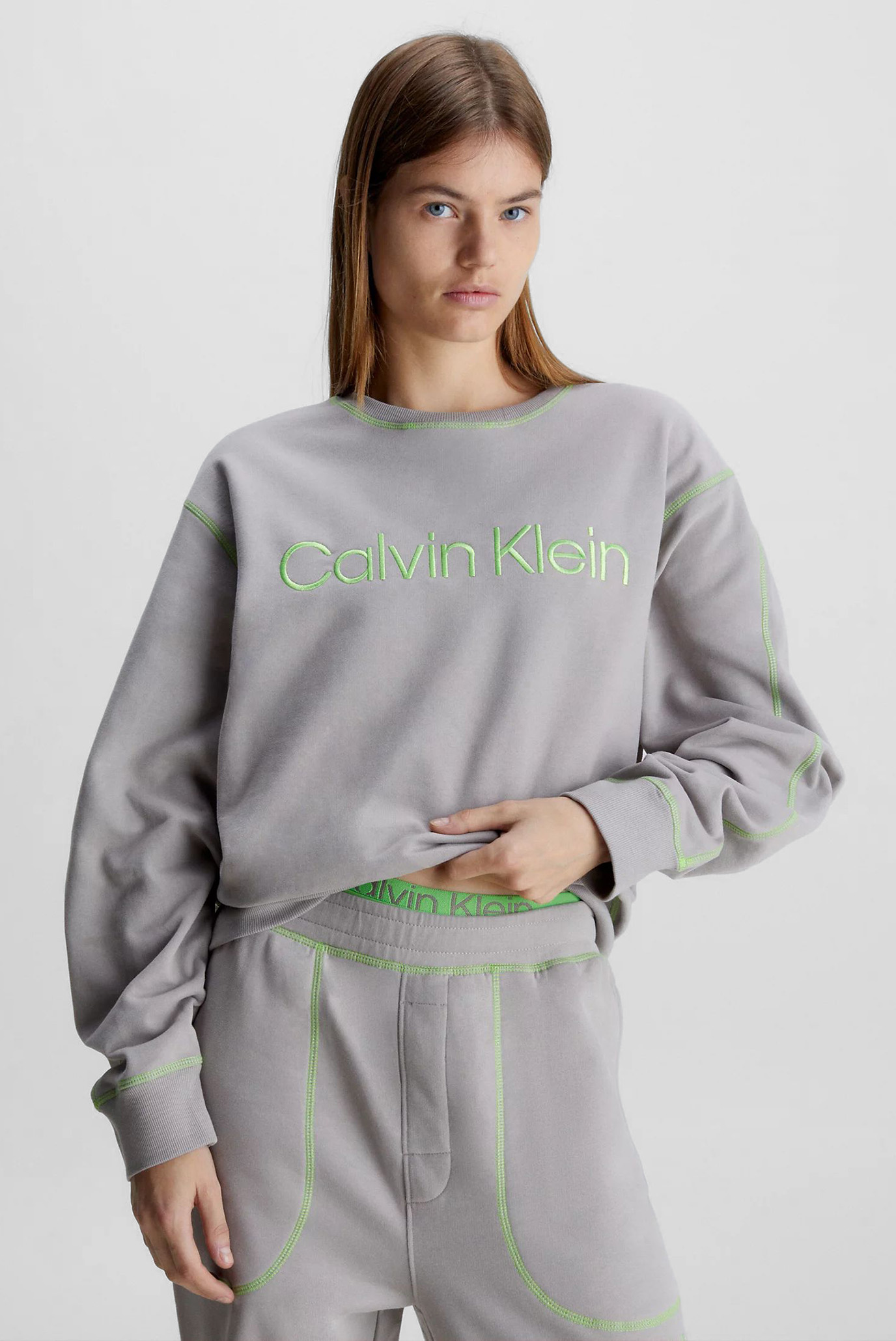 Calvin klein 2024 grey sweatshirt