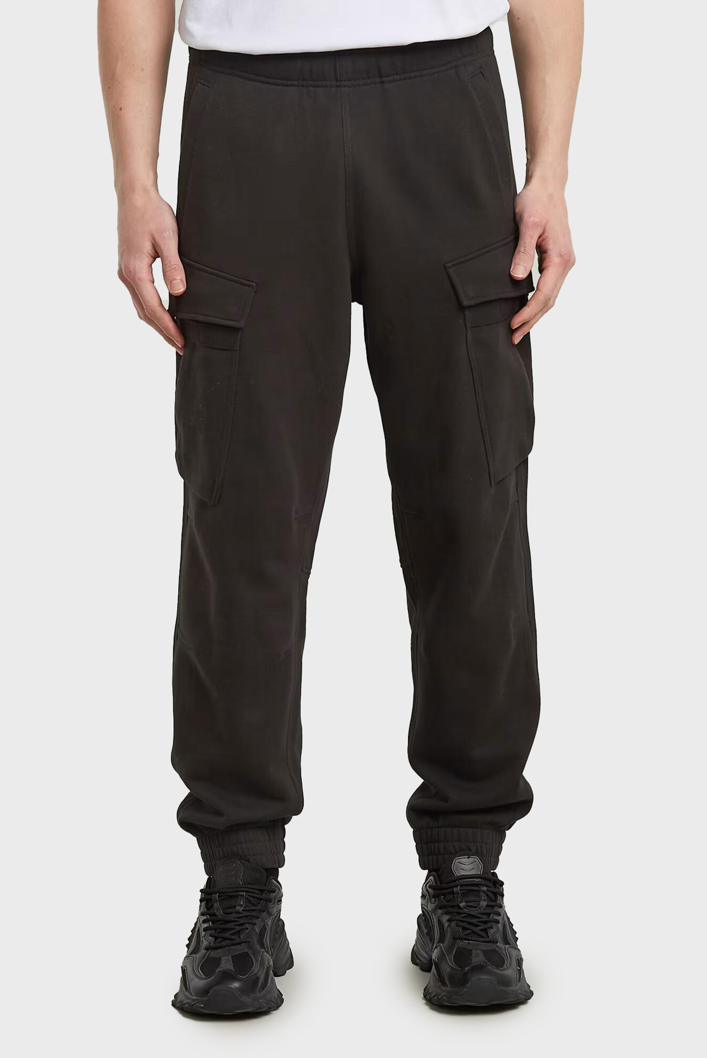 Мужские черные спортивные брюки Rovic Черный L G-Star RAW D27154,E209 Мужские черные спортивные брюки Rovic Черный L G-Star RAW D27154,E209