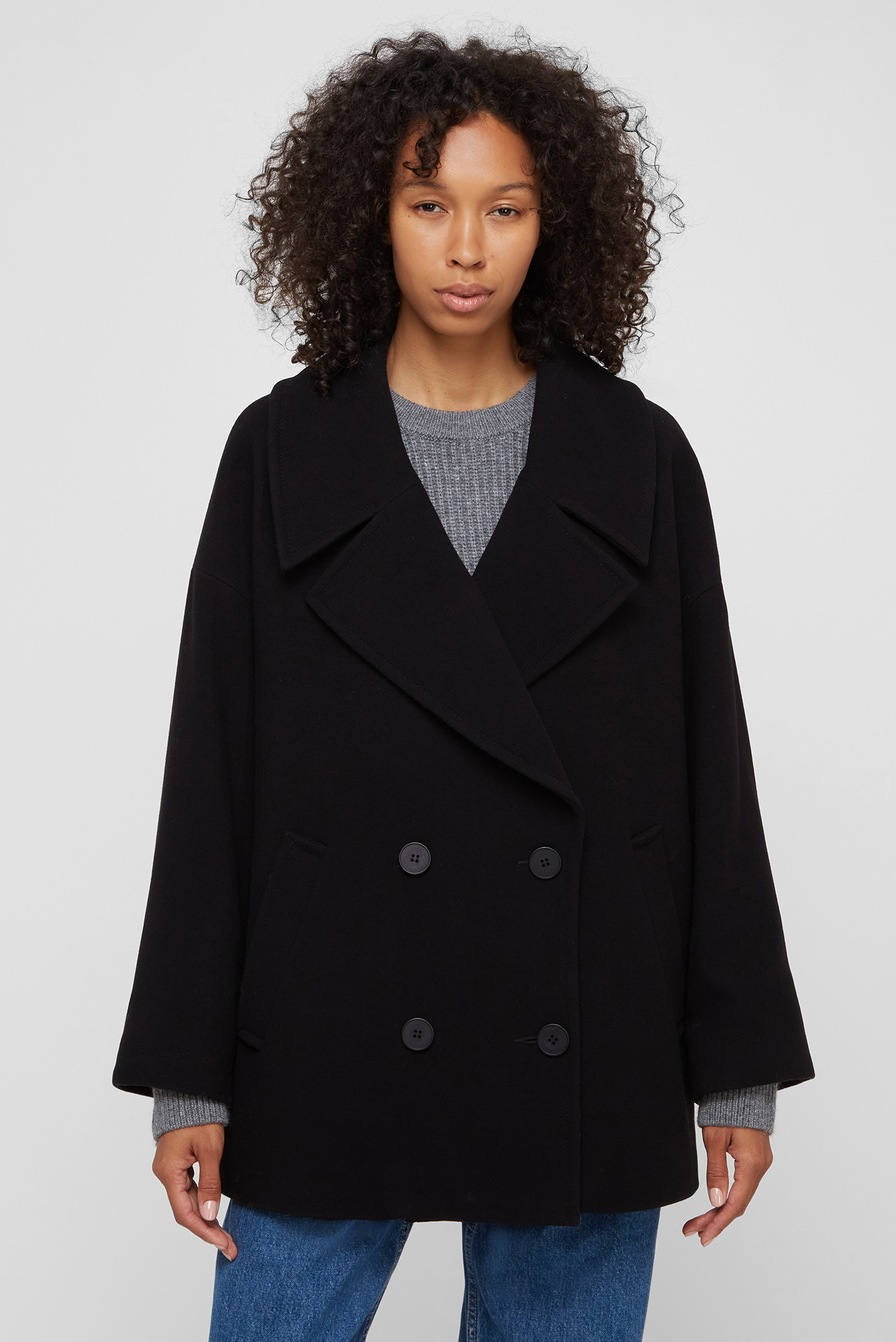 Женское черное шерстяное пальто 1