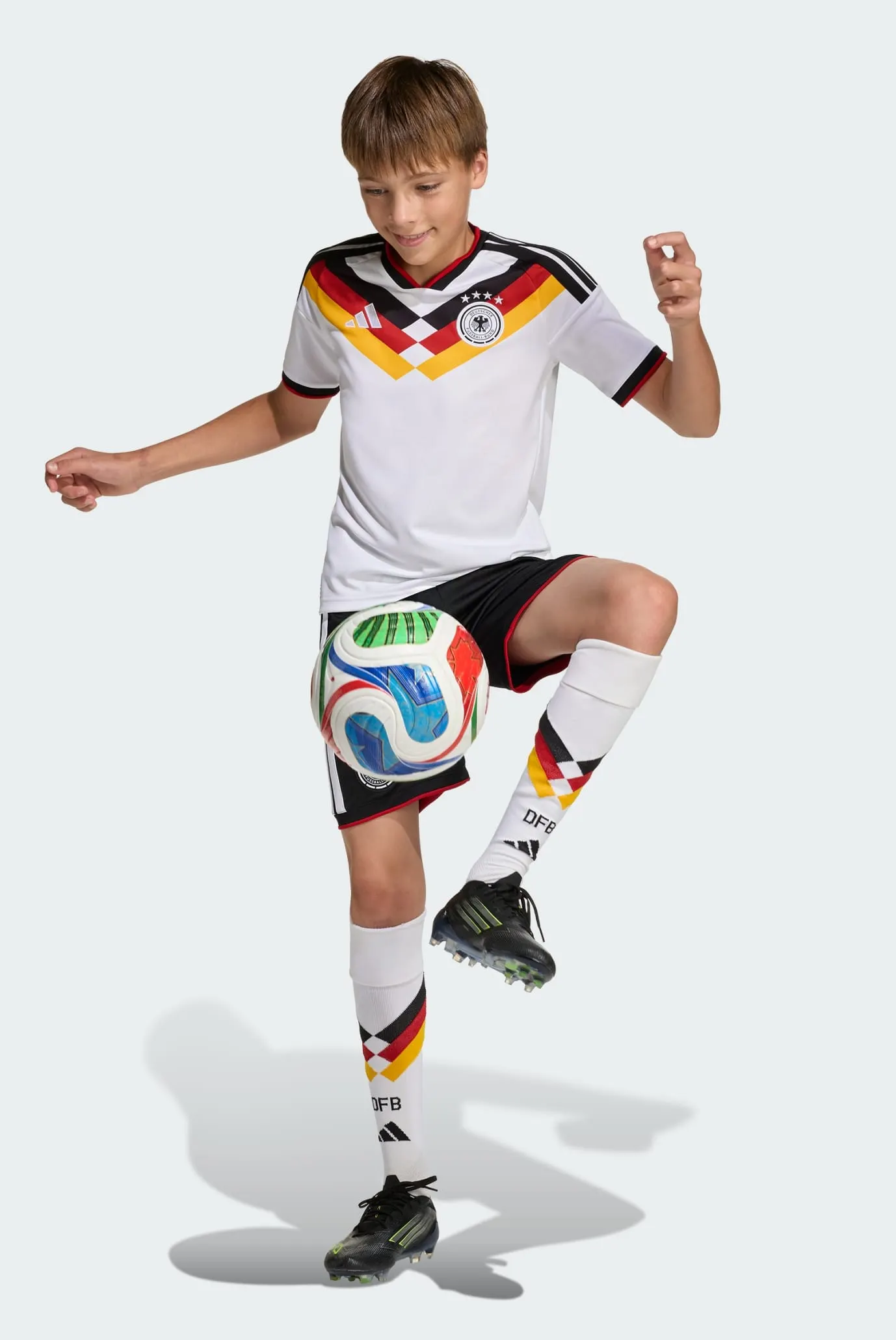Детские черные шорты Germany 26 Home Replica Kids 2