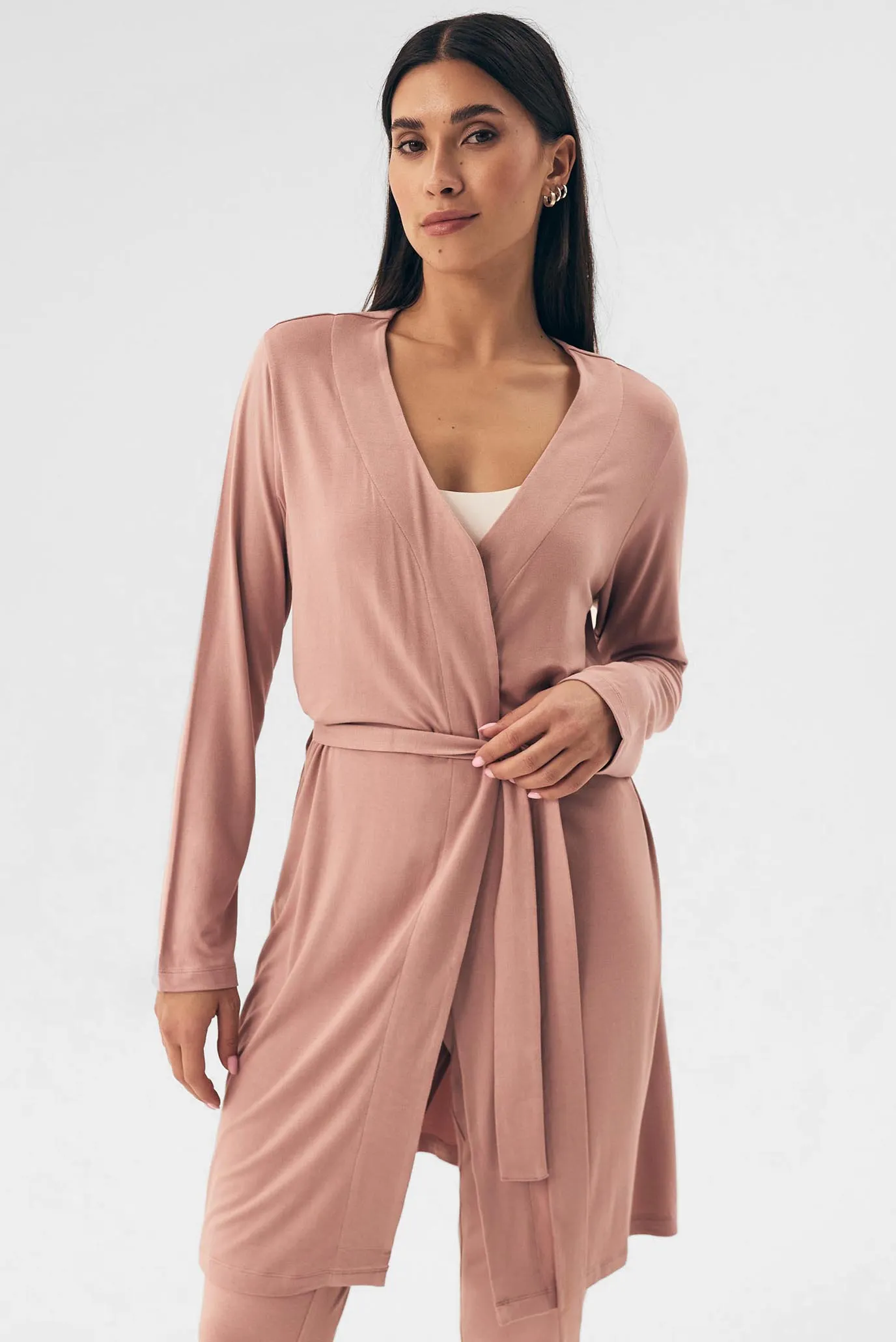 Женский розовый халат Noves 2