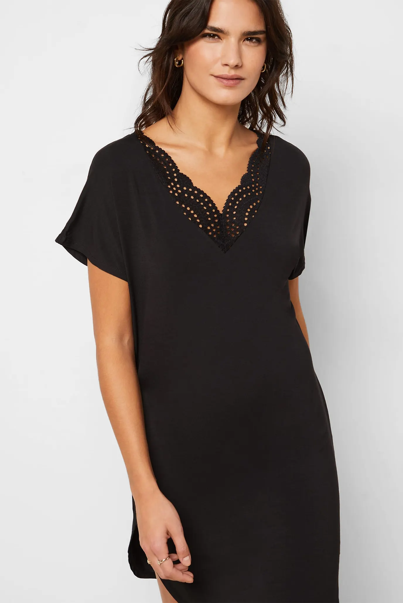 Жіноча чорна нічна сорочка JOSEPHINE 3