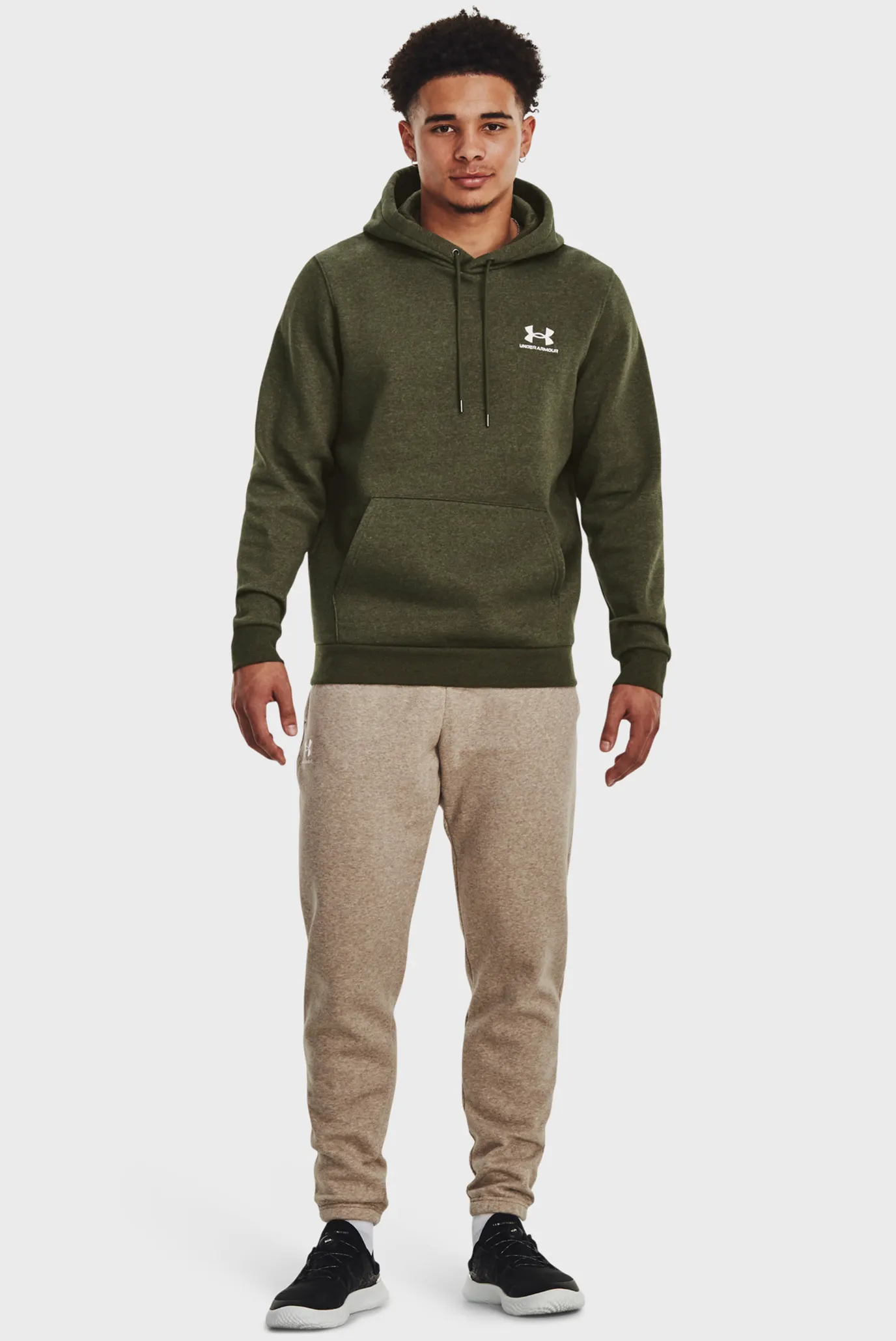 Чоловіче оливкове худі UA Essential Fleece Hoodie 2