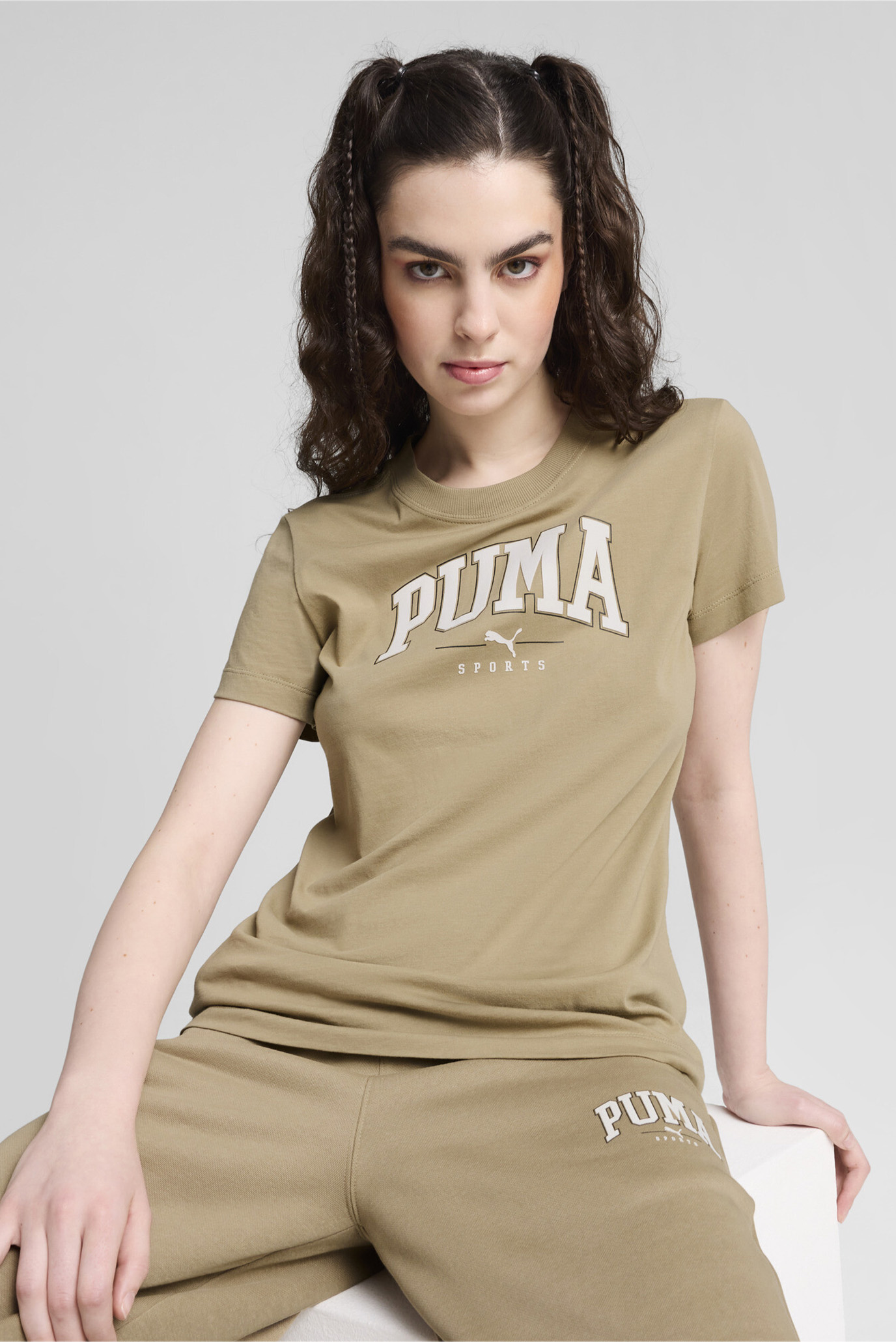 Женская бежевая футболка PUMA SQUAD Graphic Tee Women 1