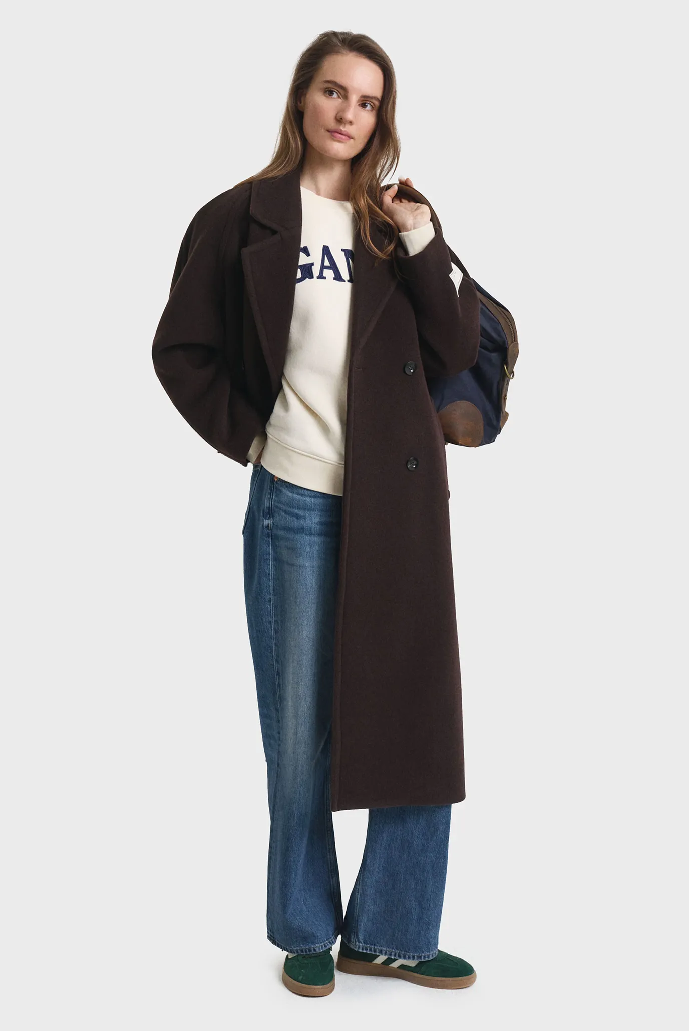 Женский белый свитшот GRAPHIC C-NECK 2