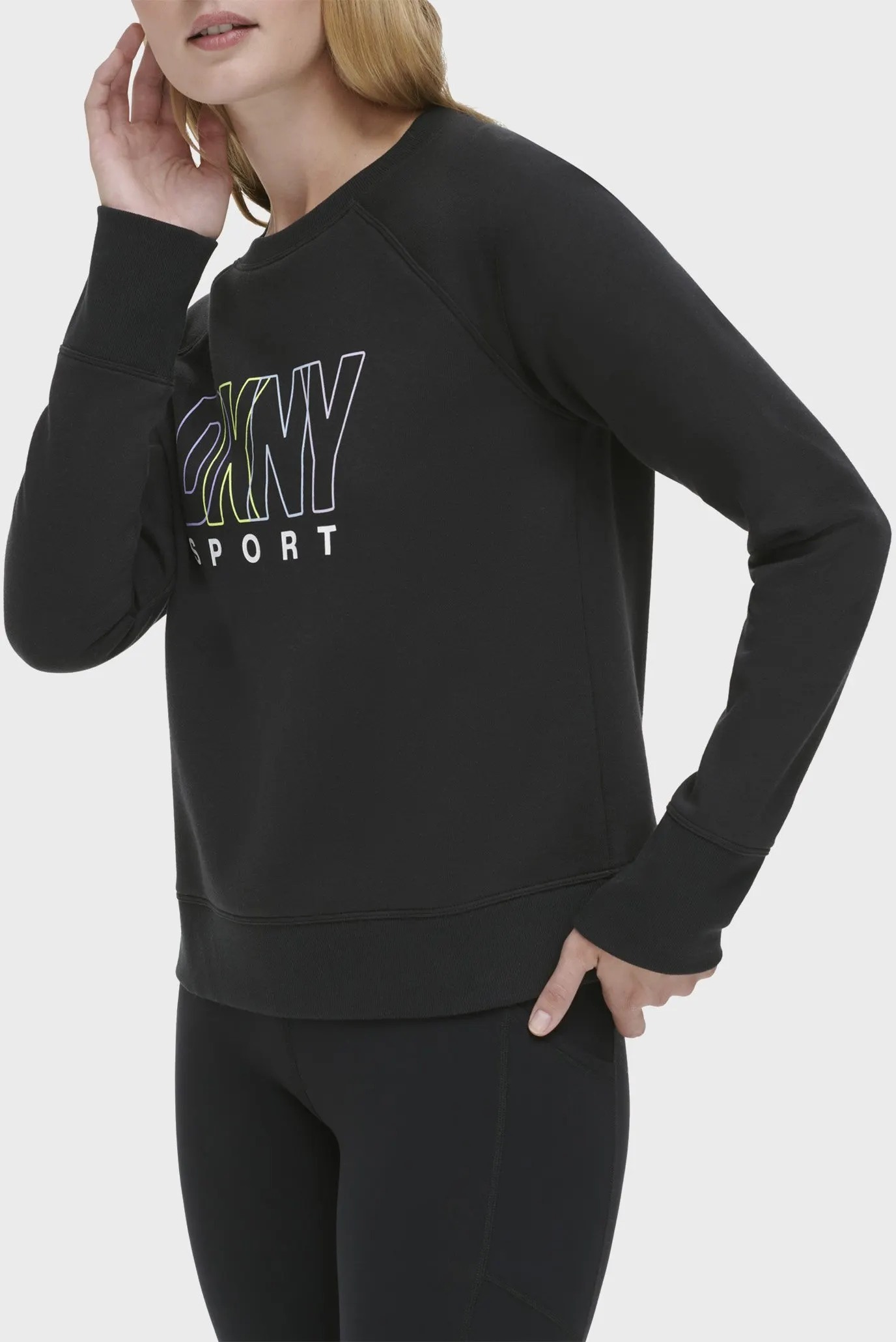 Женский черный свитшот 3