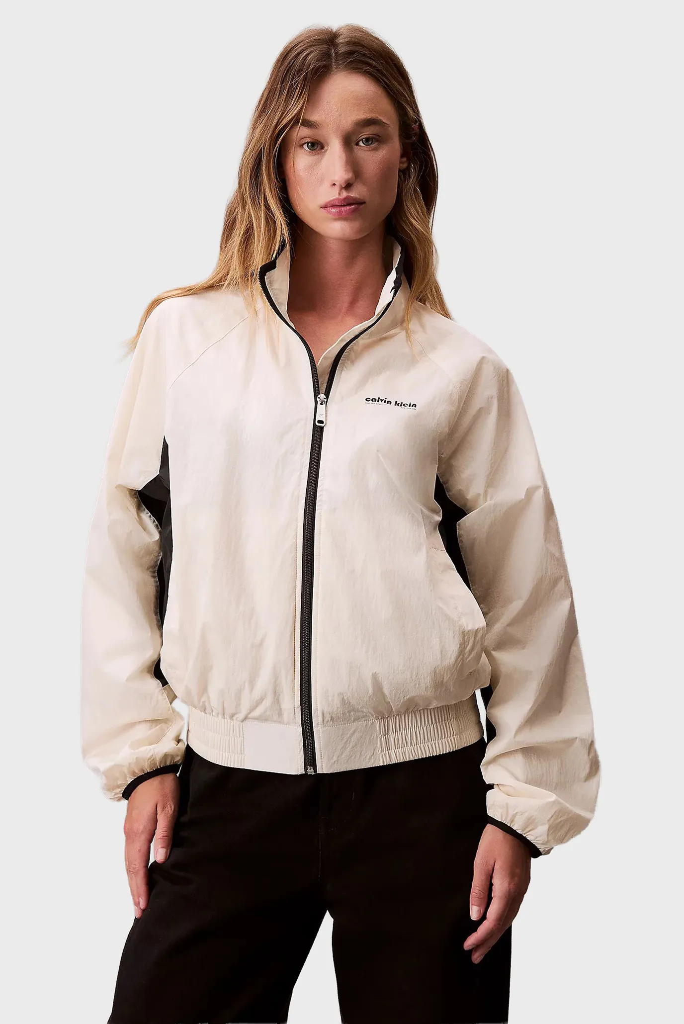 Жіноча біла вітровка RETRO TRACK JACKET 1