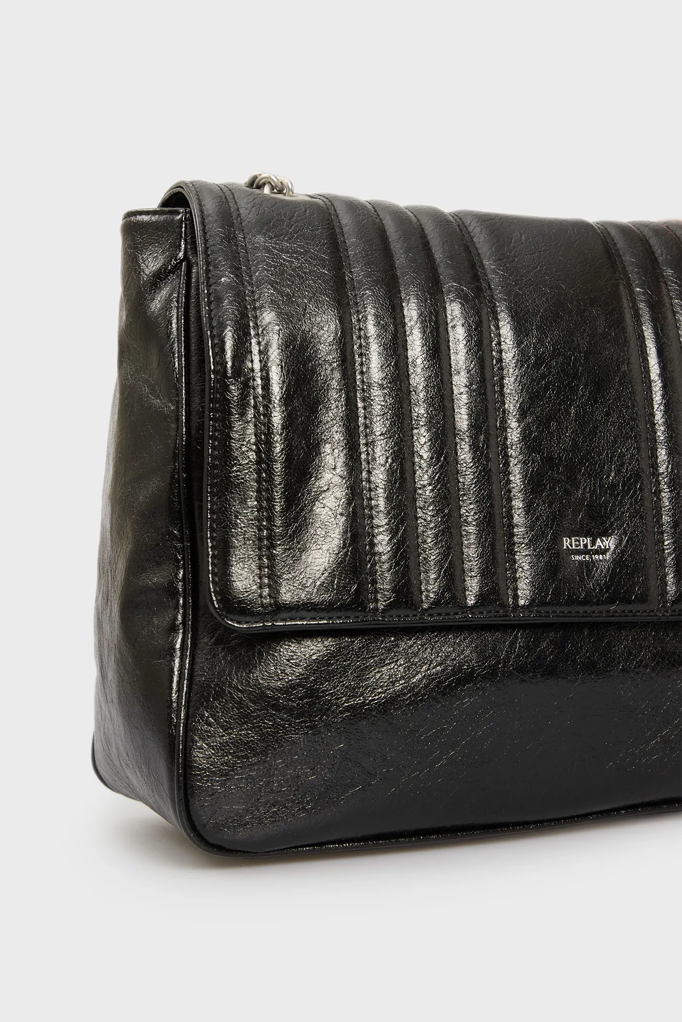 Жіноча чорна сумка 2