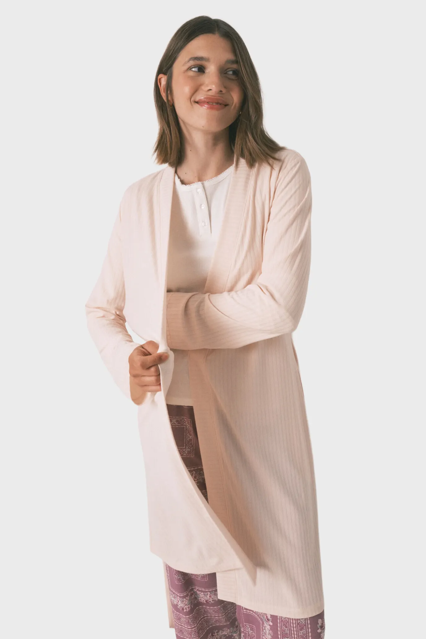 Жіночий пудровий халат 2