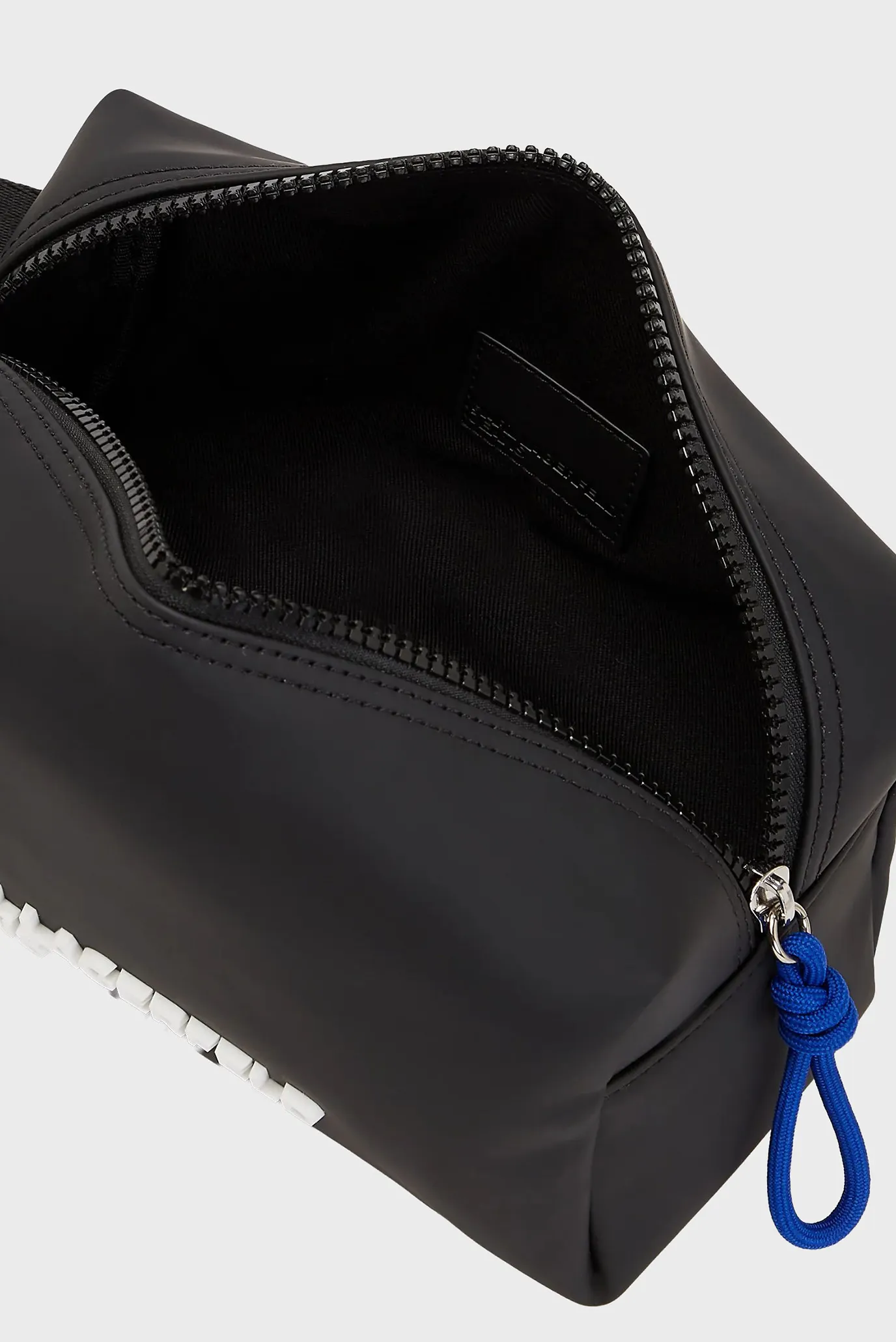 Мужской черный несессер coated 4