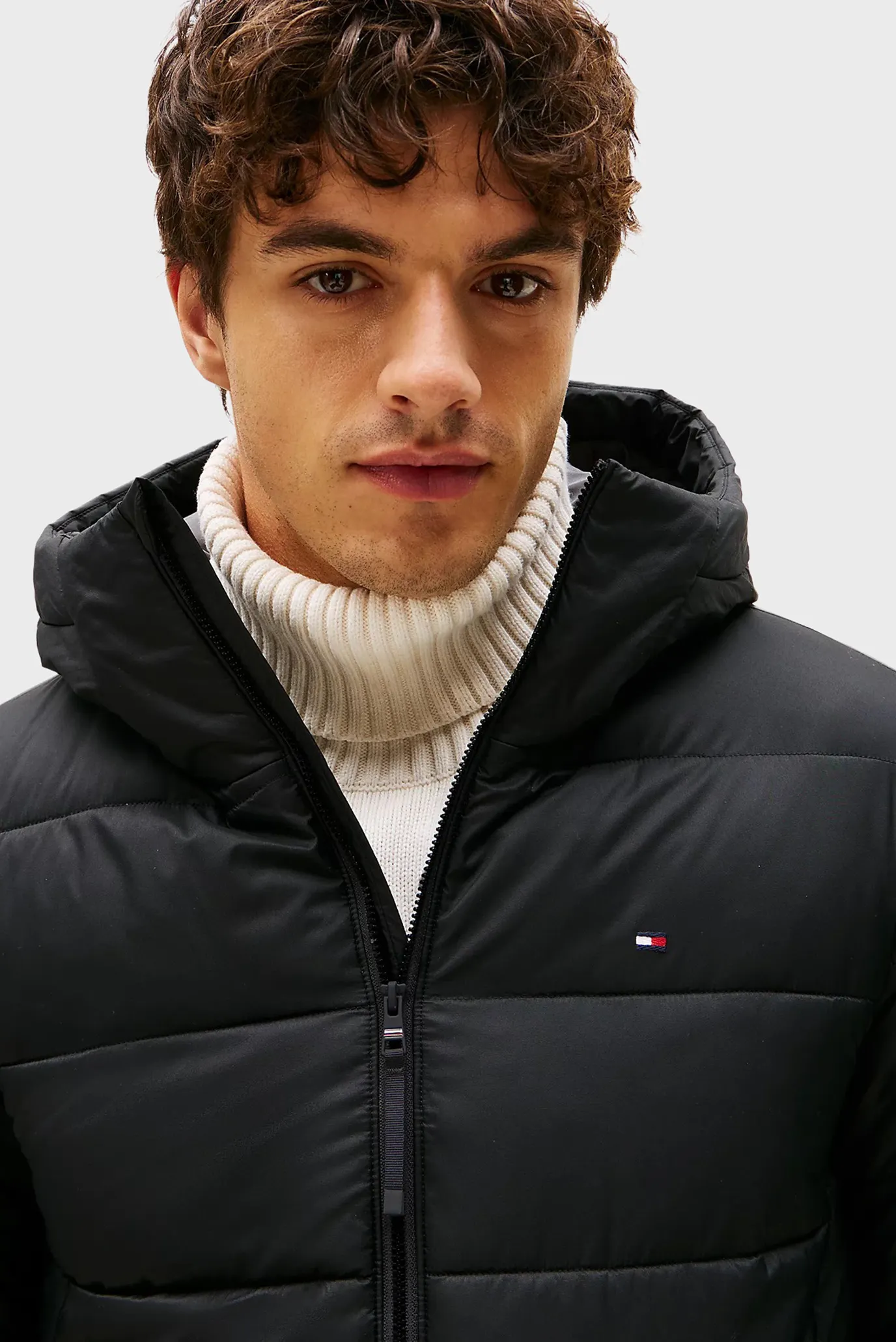 Мужская черная куртка MID WEIGHT HOODED JACKET 4