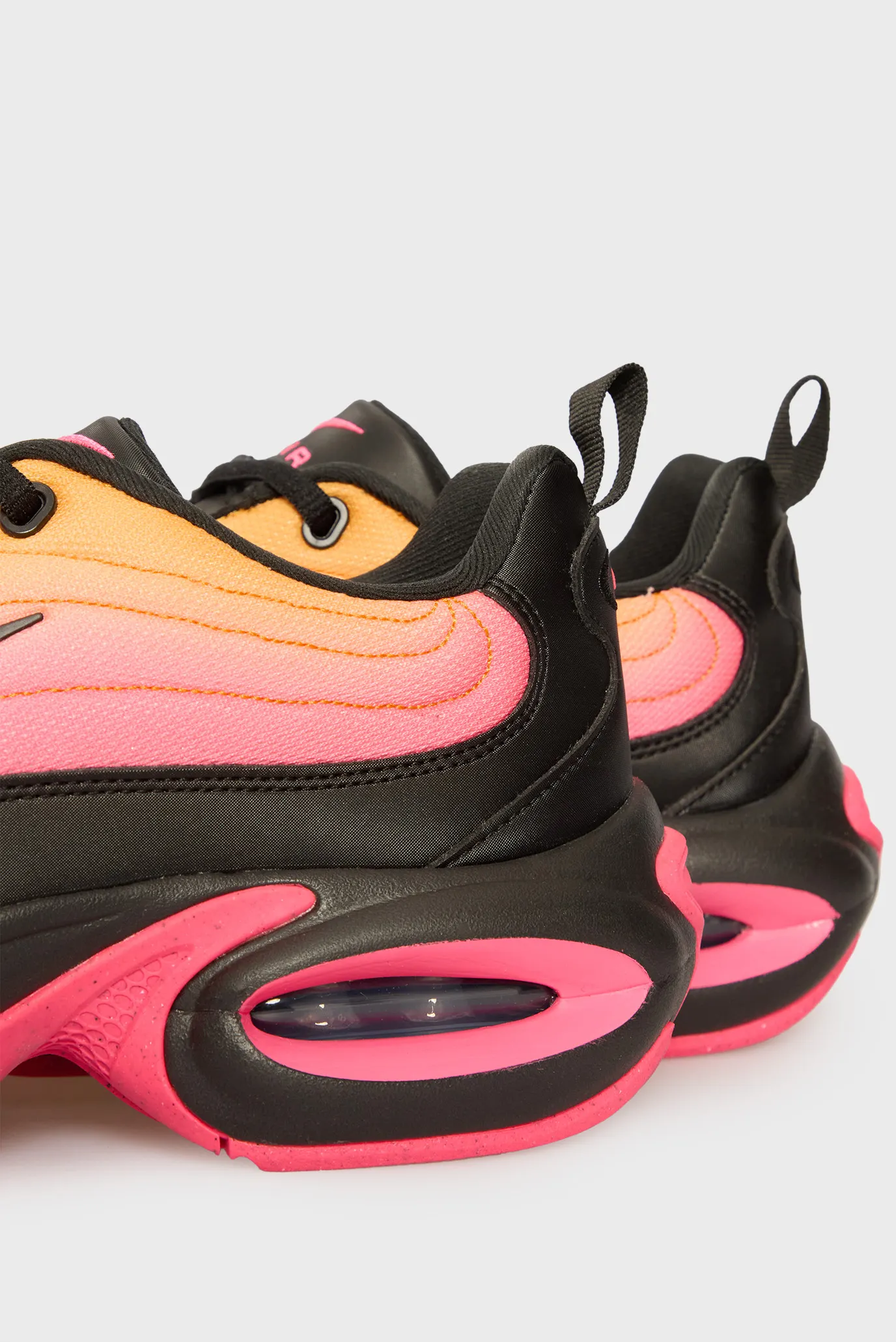 Жіночі кросівки W NIKE AIR MAX PORTAL 2