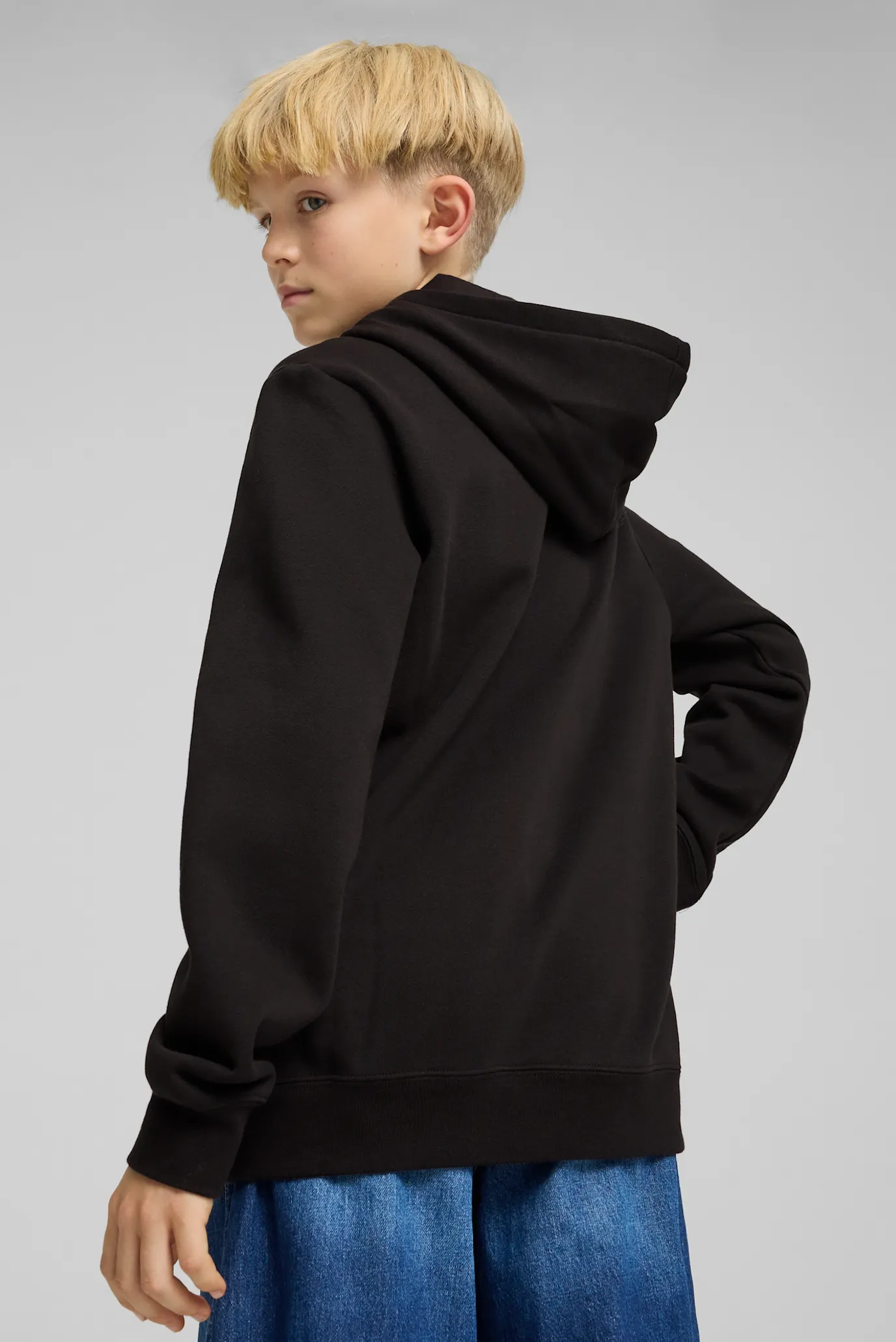 Детское черное худи ESS No. 1 Logo Fleece Hoodie Youth 3