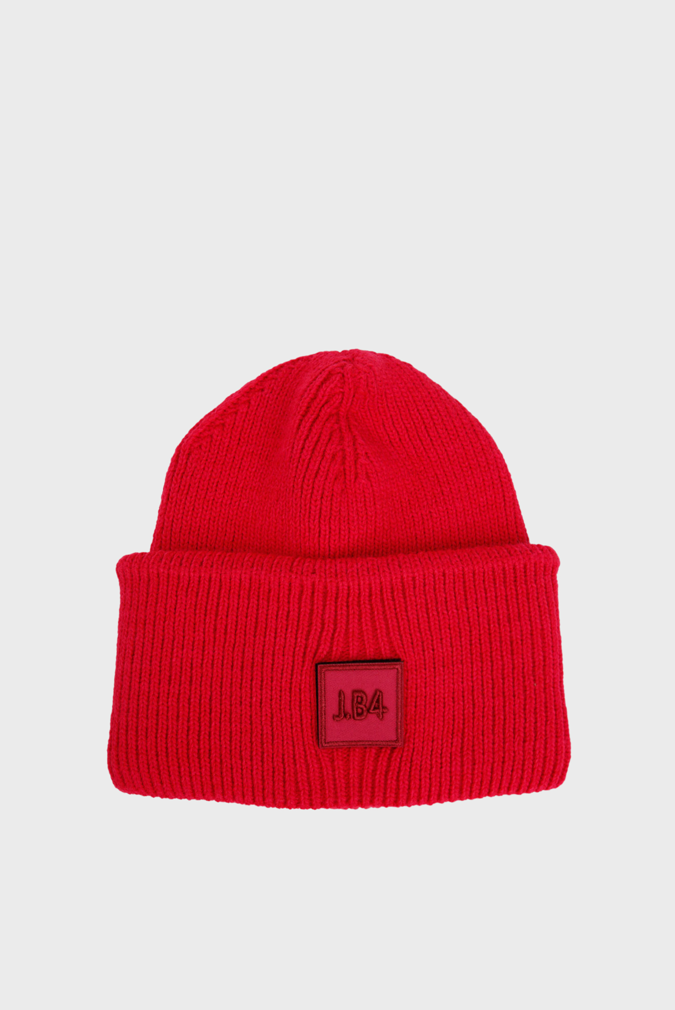 Женская красная шапка 1