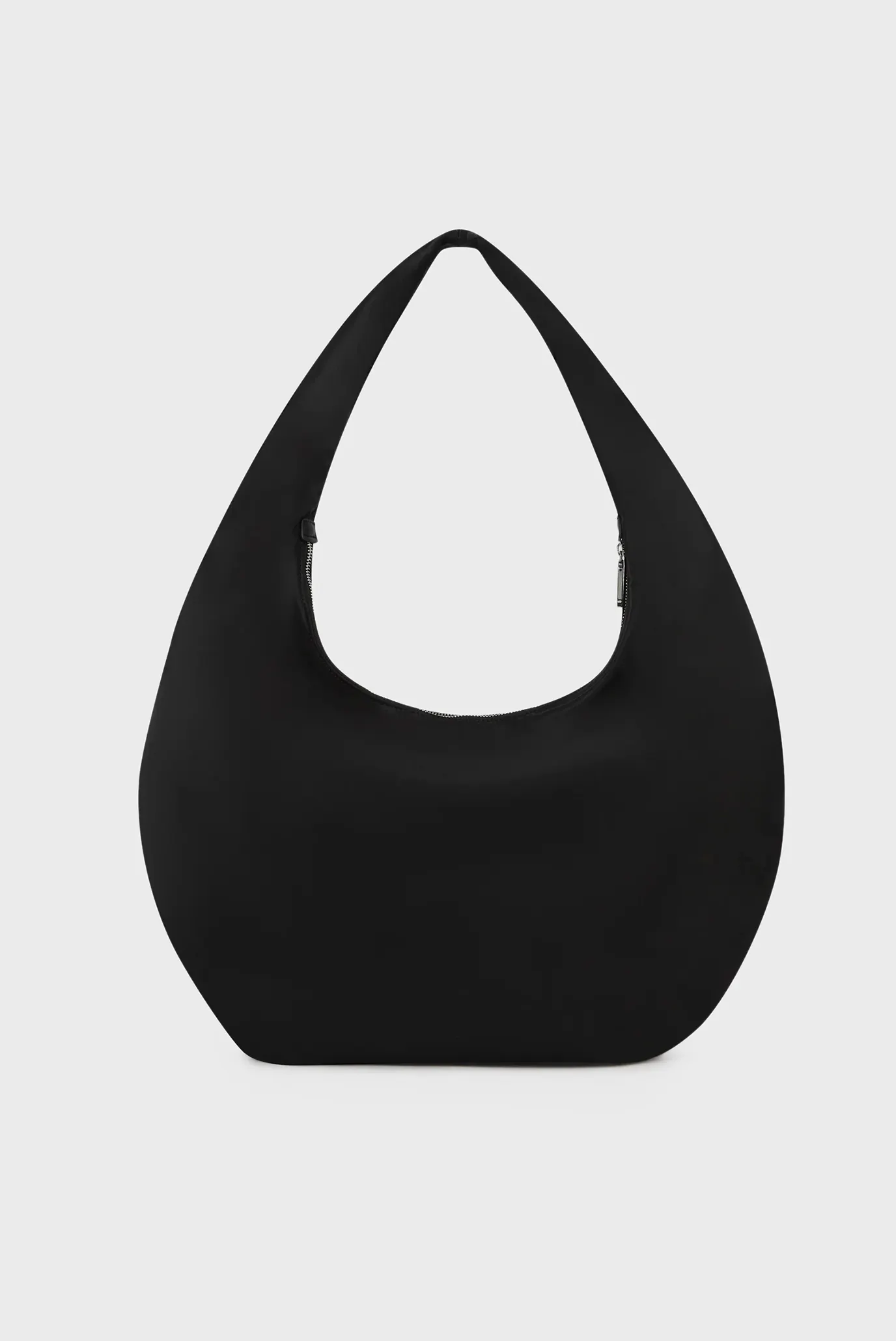 Жіноча чорна сумка glossy 4