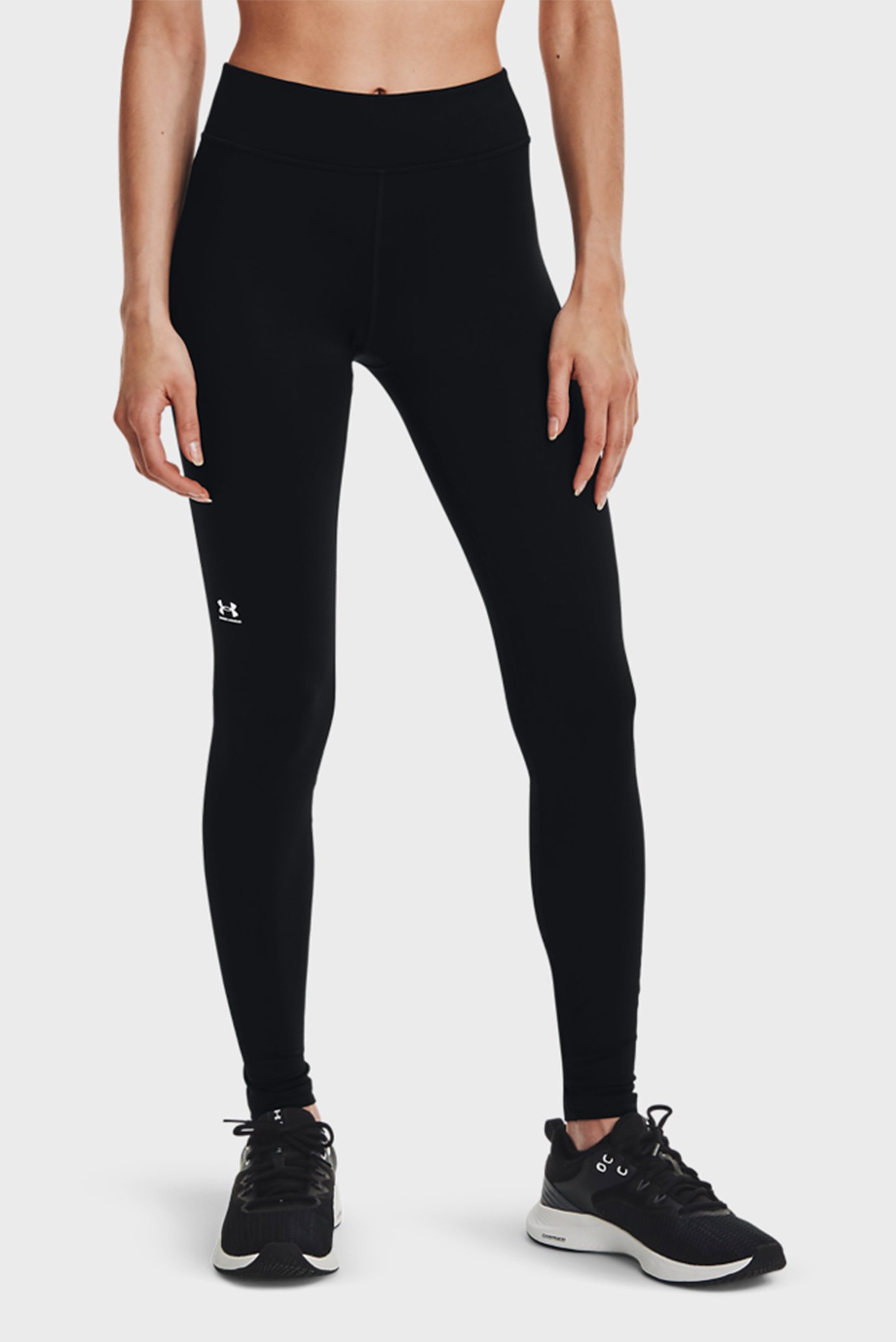 Женские черные термобрюки UA Authentics Legging 1