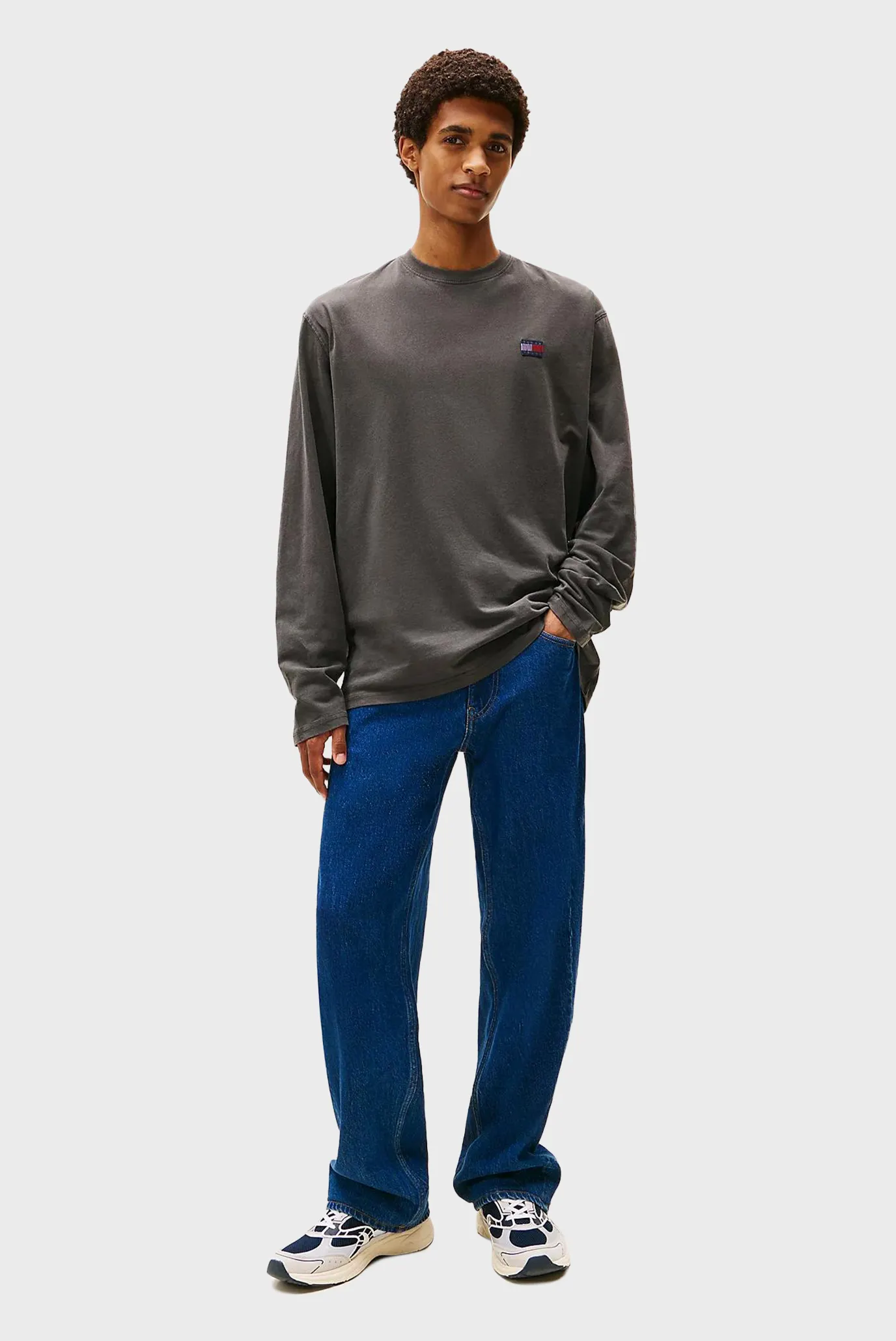 Мужской темно-серый лонгслив CLASSICS 2