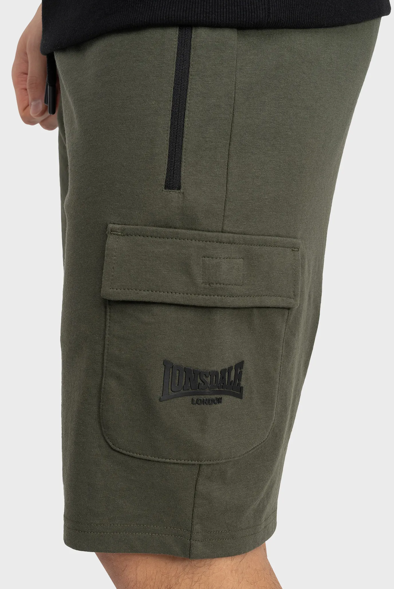 Чоловічі темно-зелені шорти TOTTON 4