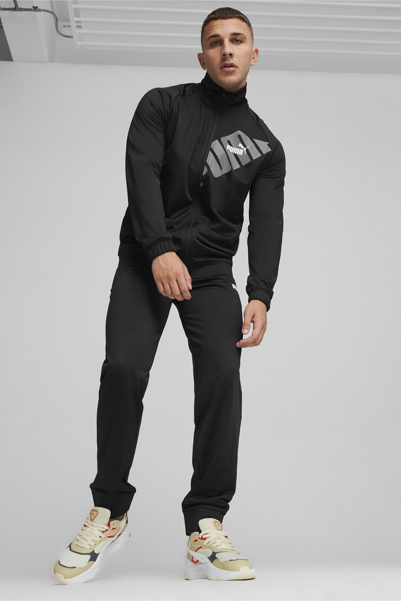Мужской черный спортивный костюм (кофта, брюки) Puma Power Men's Tracksuit 1